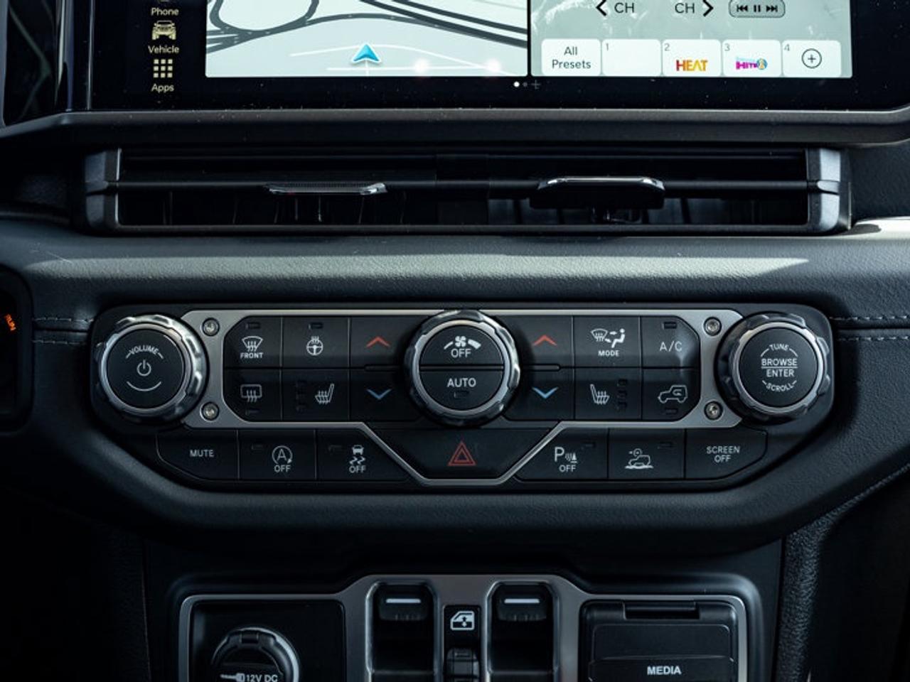 2026 Jeep Wrangler Sahara Photo