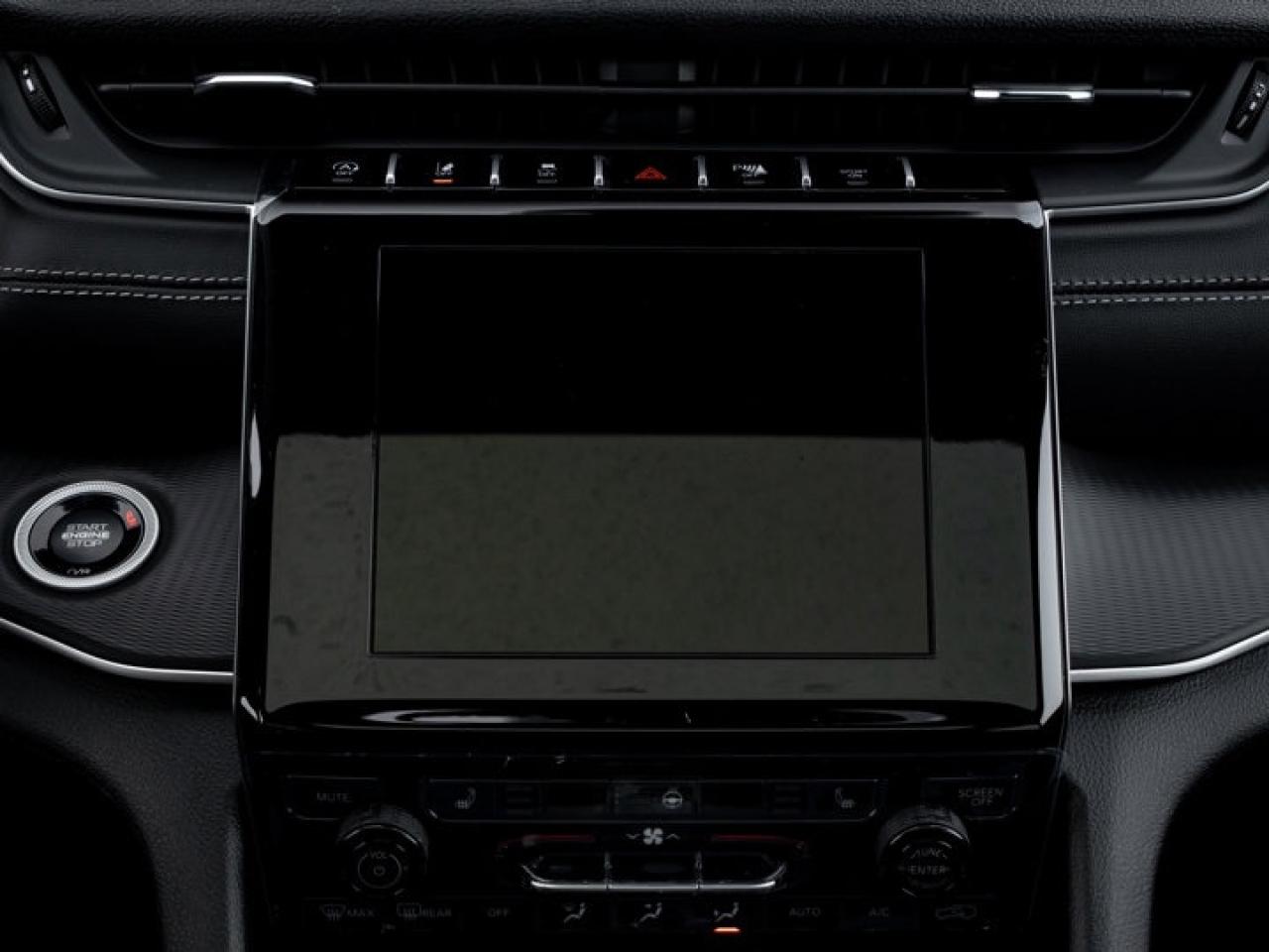 2025 Jeep Grand Cherokee Altitude Photo