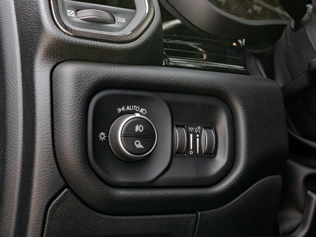 2026 RAM 1500 SPORT Photo