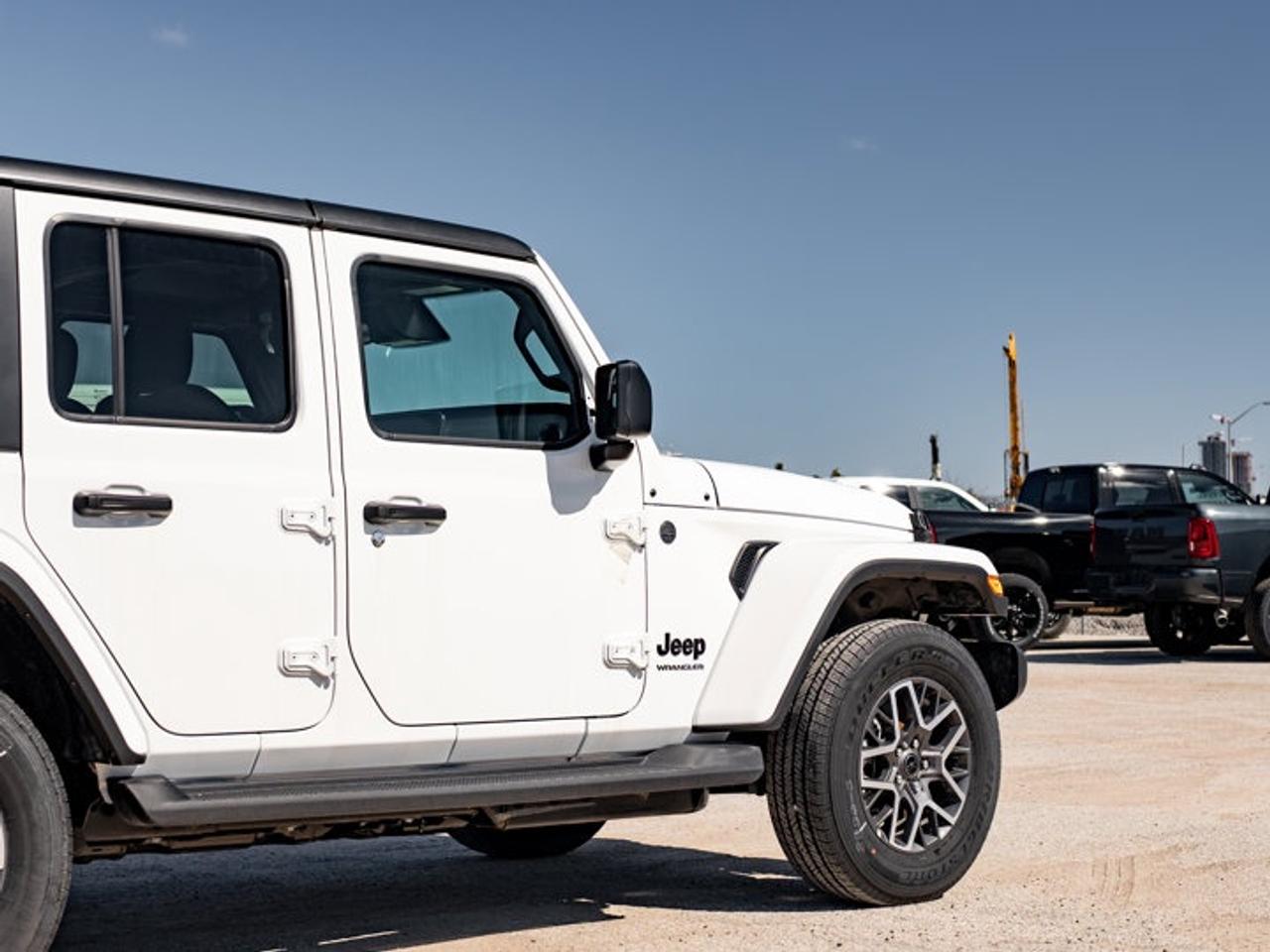 2026 Jeep Wrangler Sahara Photo