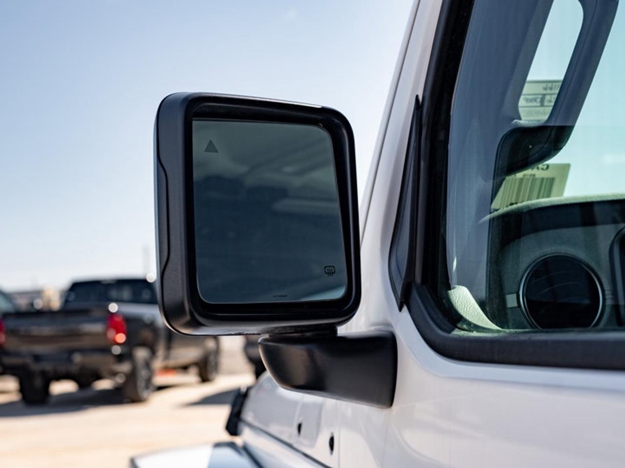 2026 Jeep Wrangler Sahara Photo