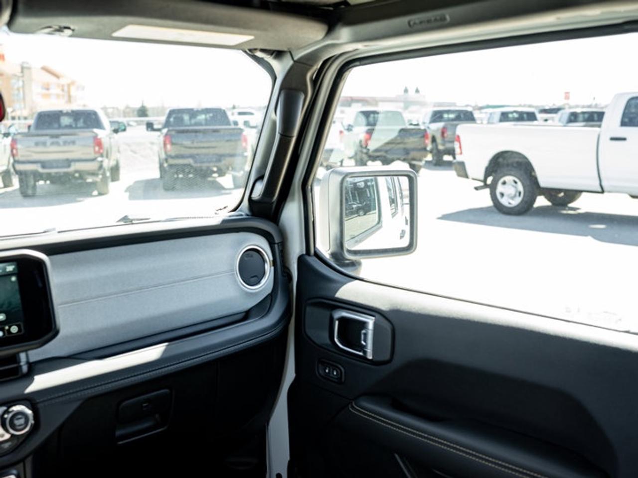 2026 Jeep Wrangler Sahara Photo