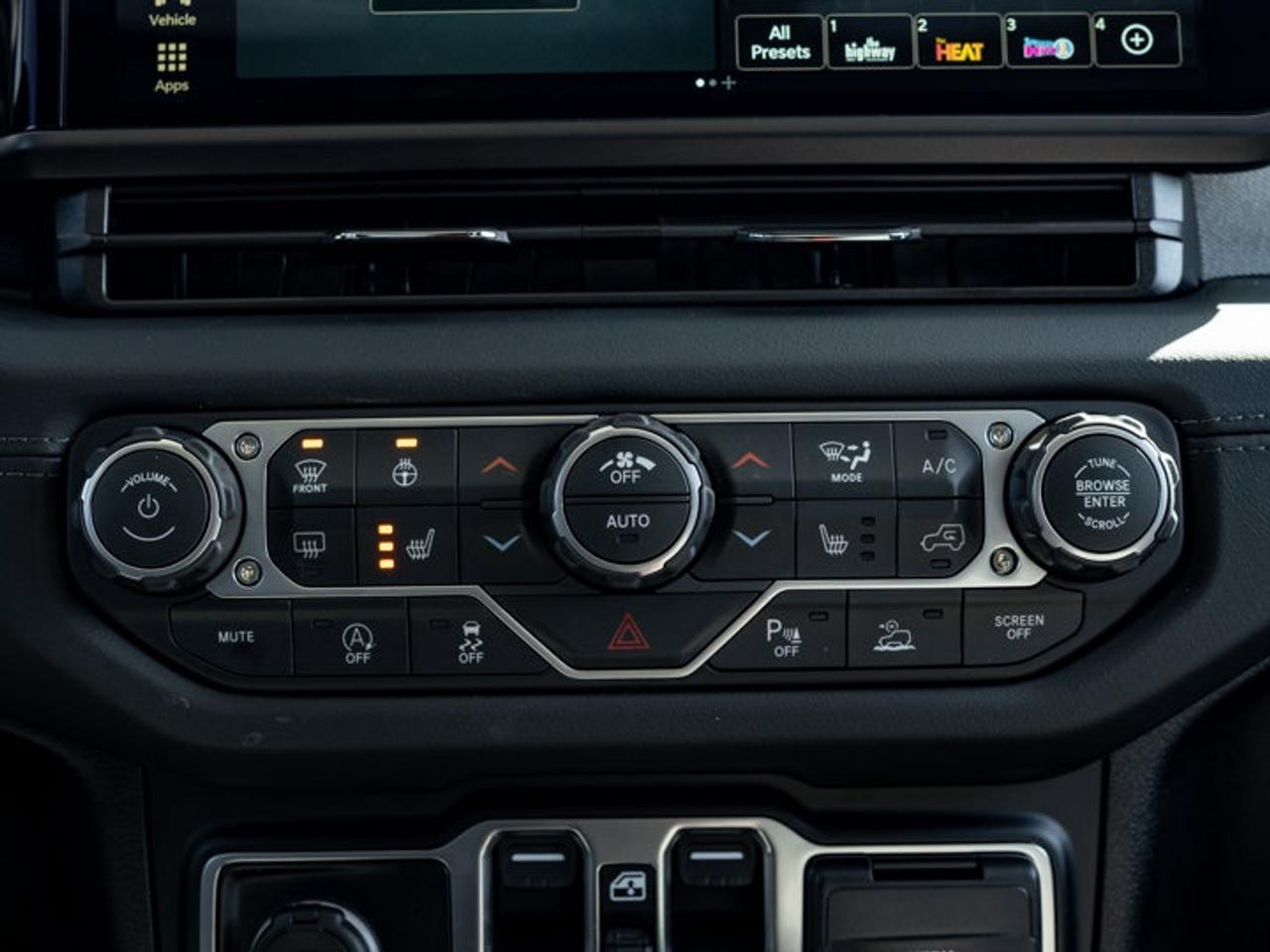 2026 Jeep Wrangler Sahara Photo
