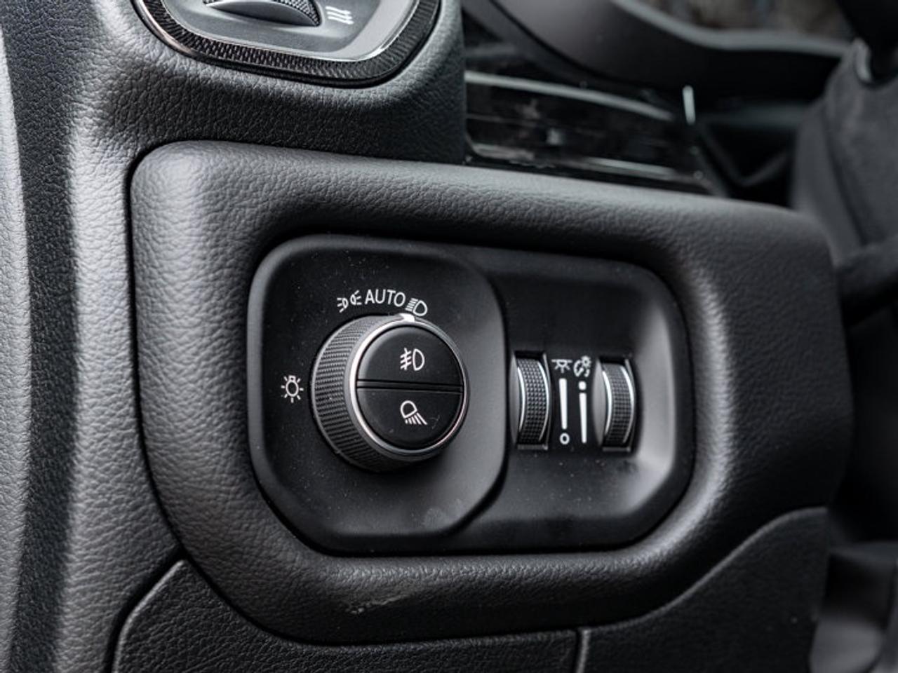 2026 RAM 1500 SPORT Photo