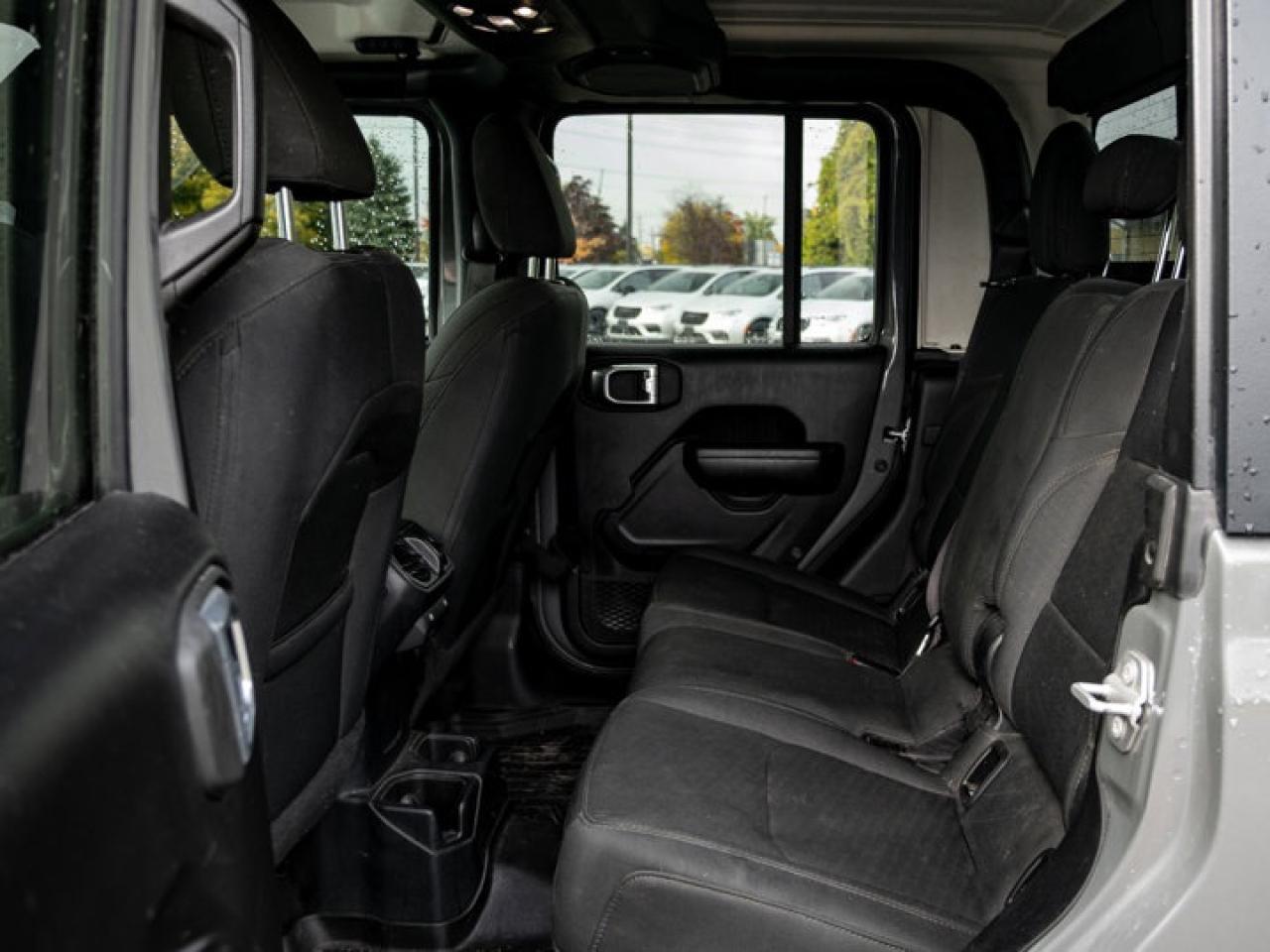 2021 Jeep Gladiator Willys Photo