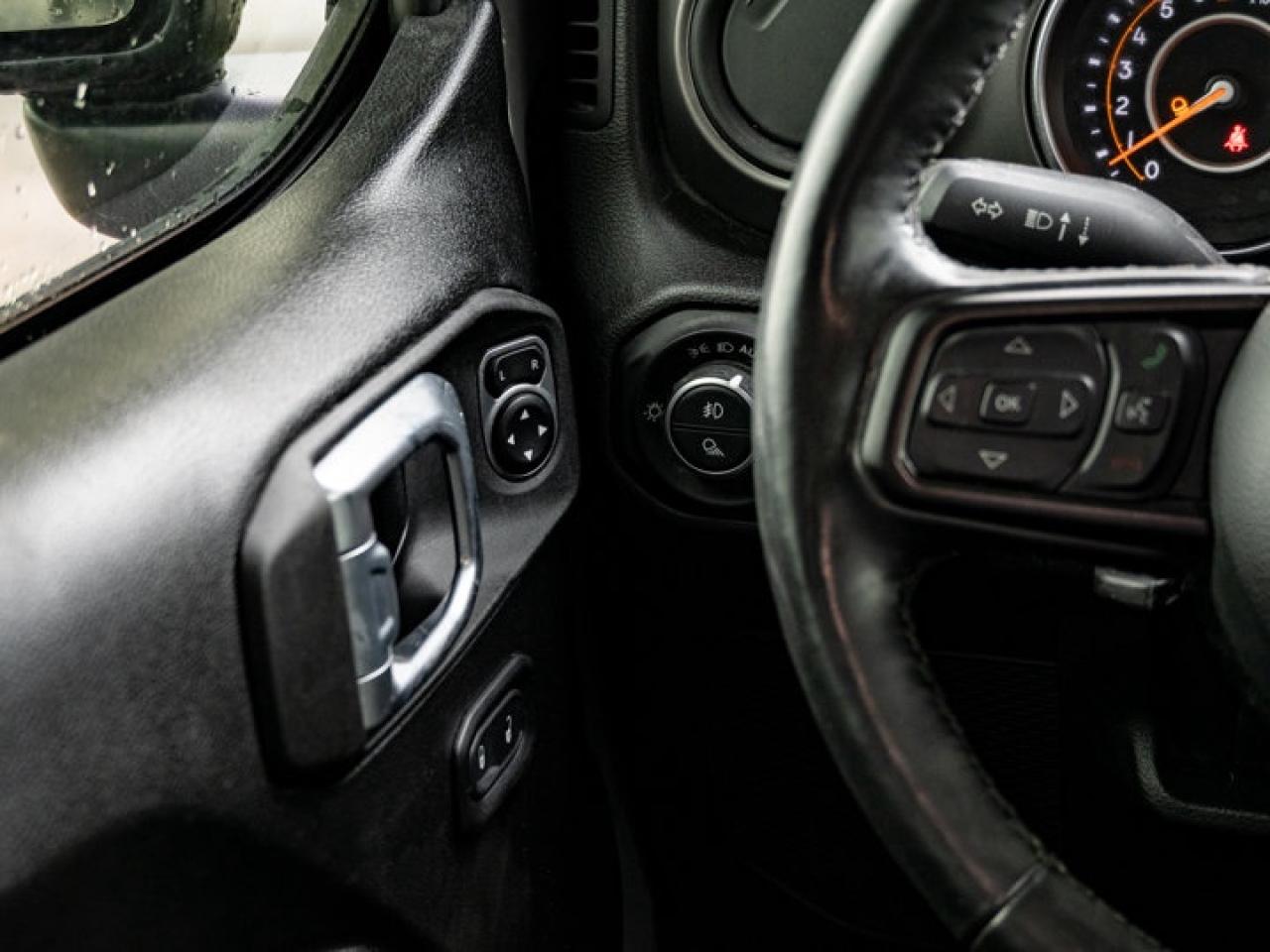 2021 Jeep Gladiator Willys Photo