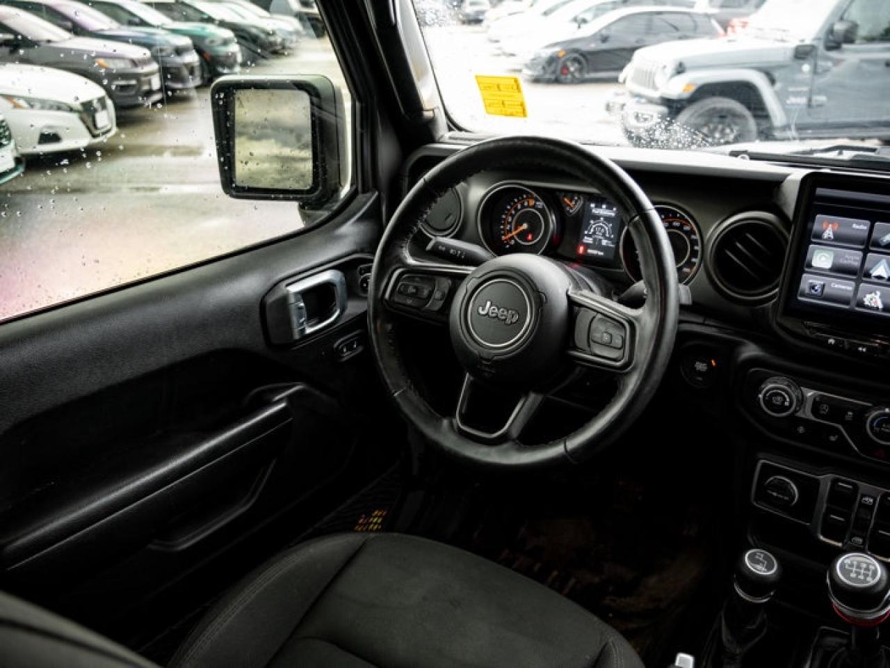 2021 Jeep Gladiator Willys Photo