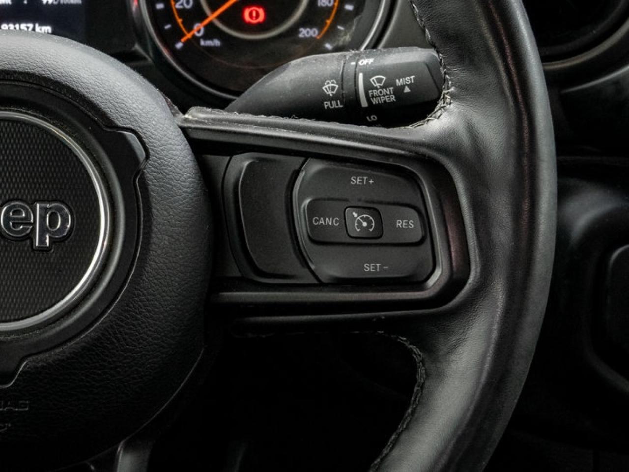 2021 Jeep Gladiator Willys Photo