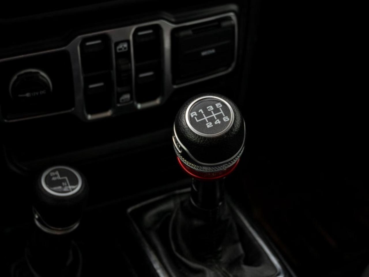 2021 Jeep Gladiator Willys Photo