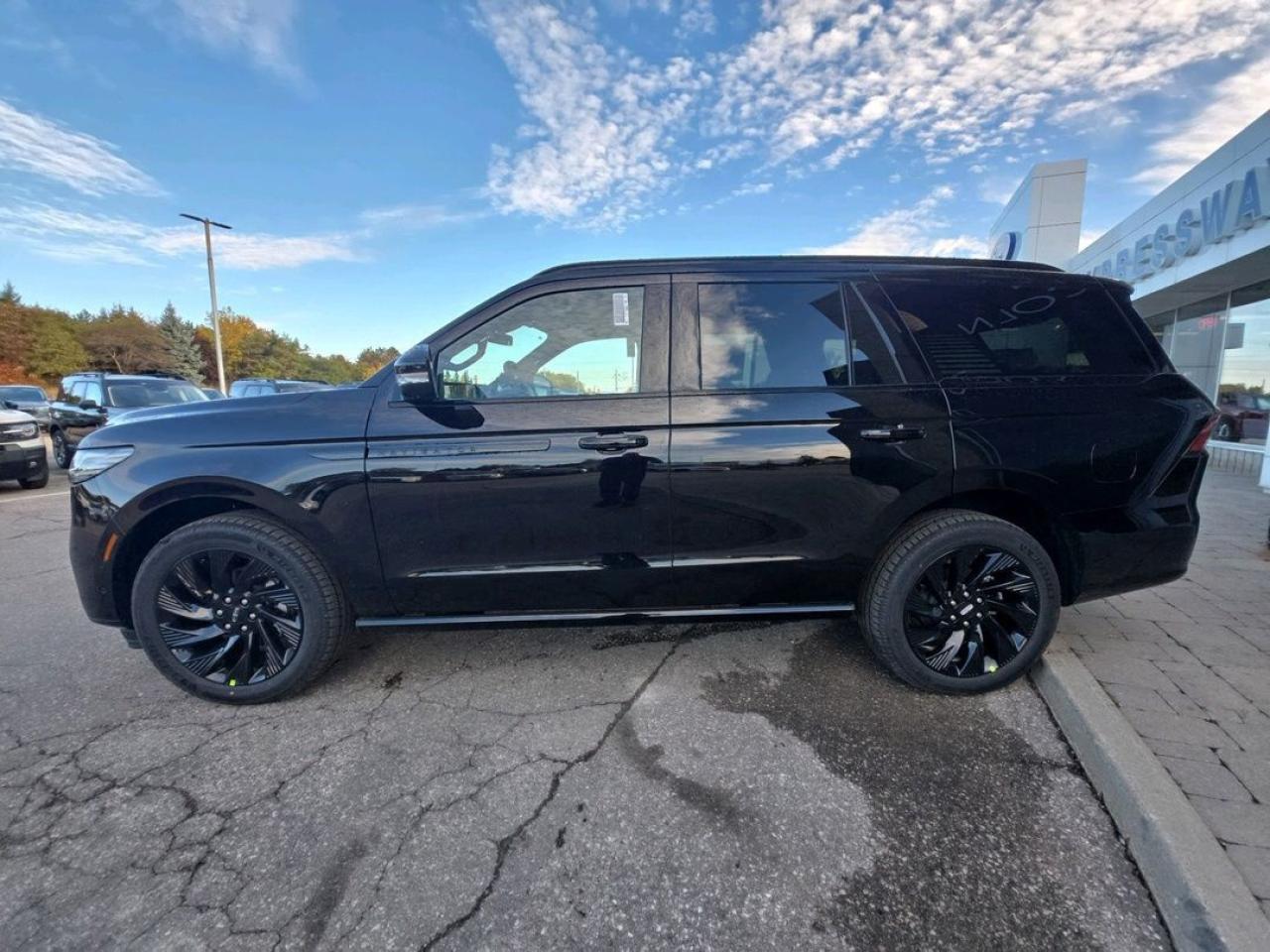 2025 Lincoln Navigator Reserve Photo