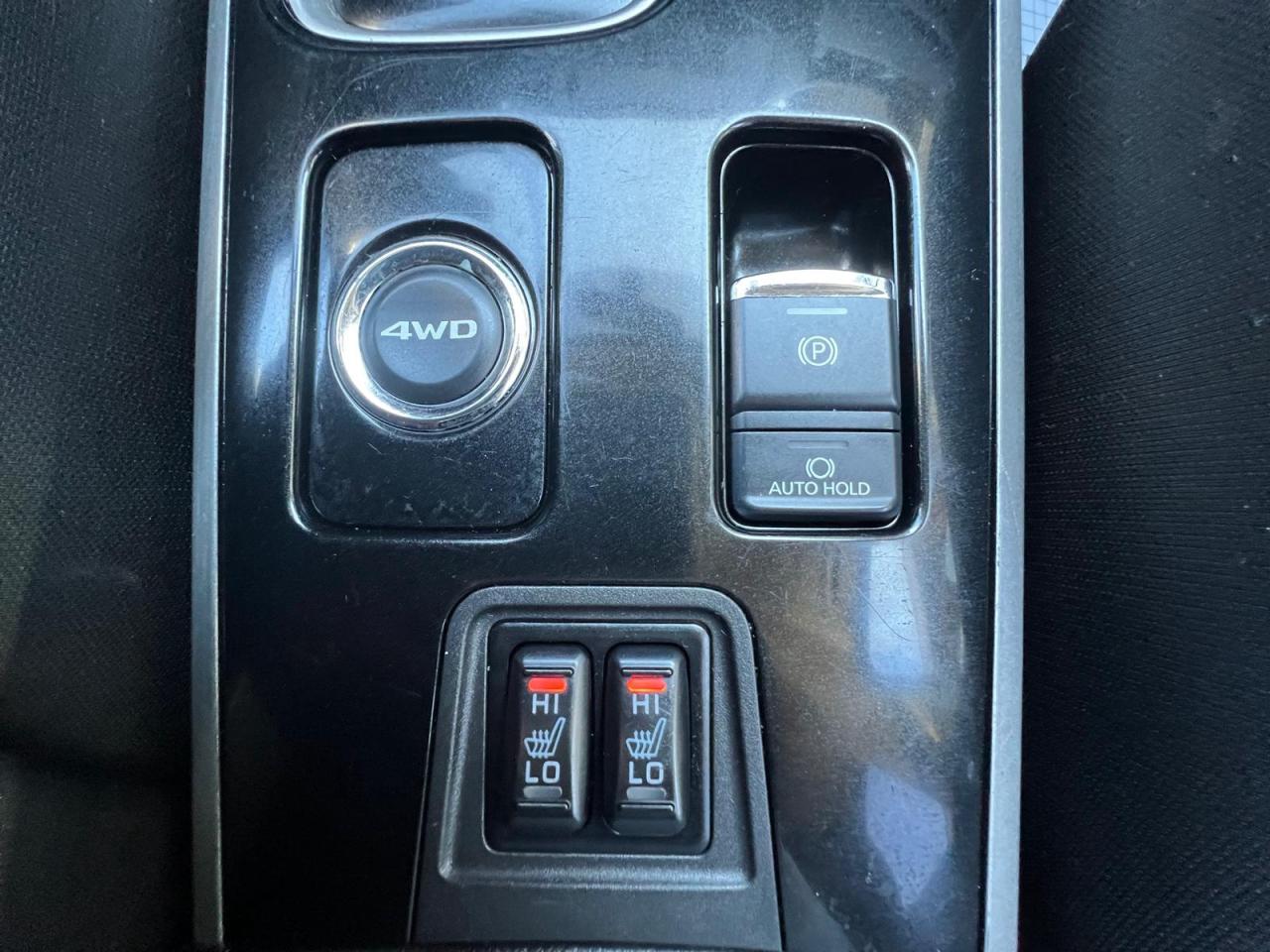 2019 Mitsubishi Outlander ES AWC Photo