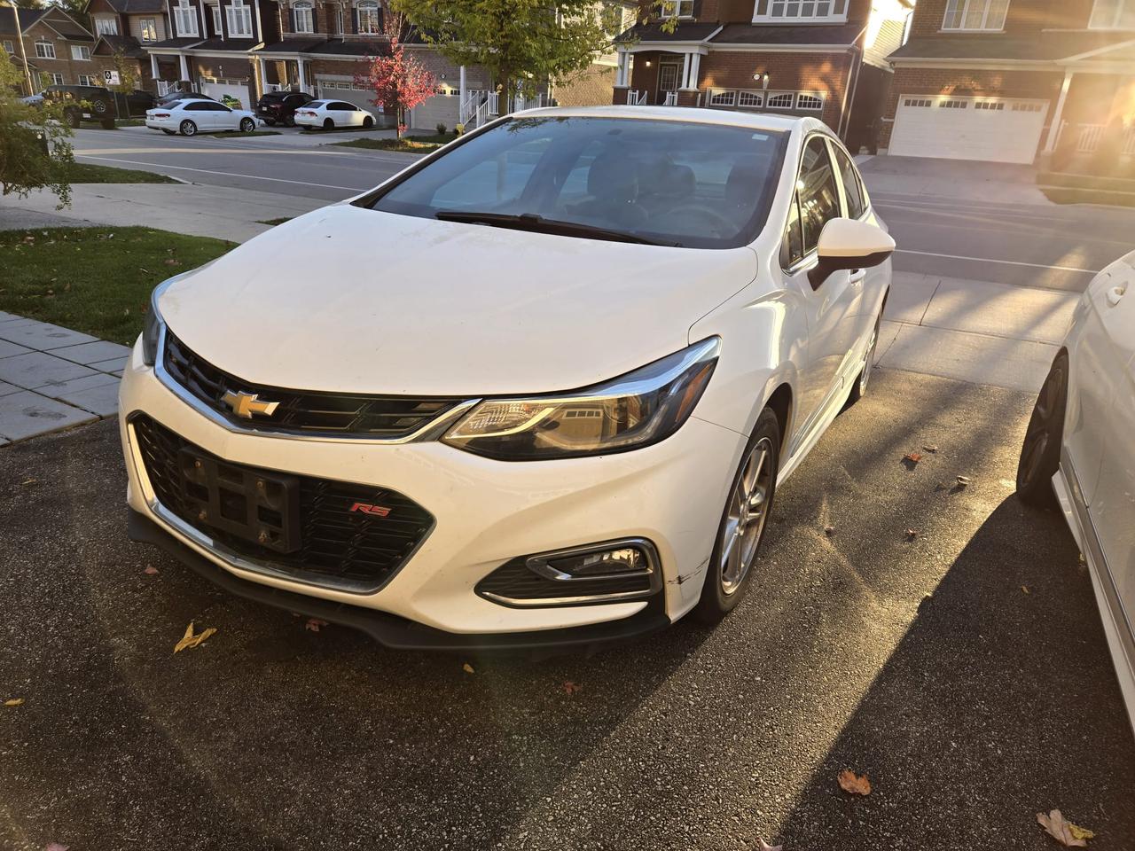 2018 Chevrolet Cruze LT - Photo #1