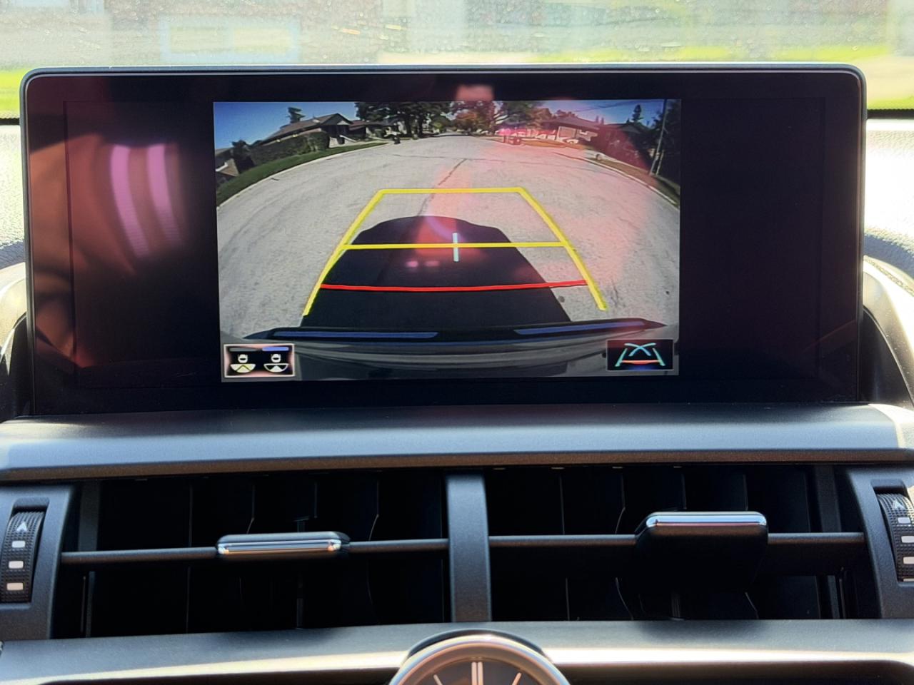 2018 Lexus NX 200t AWD - Photo #19