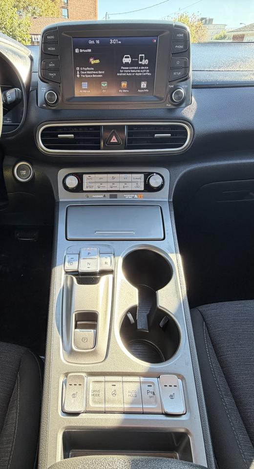 2020 Hyundai KONA EV Preferred - Photo #22