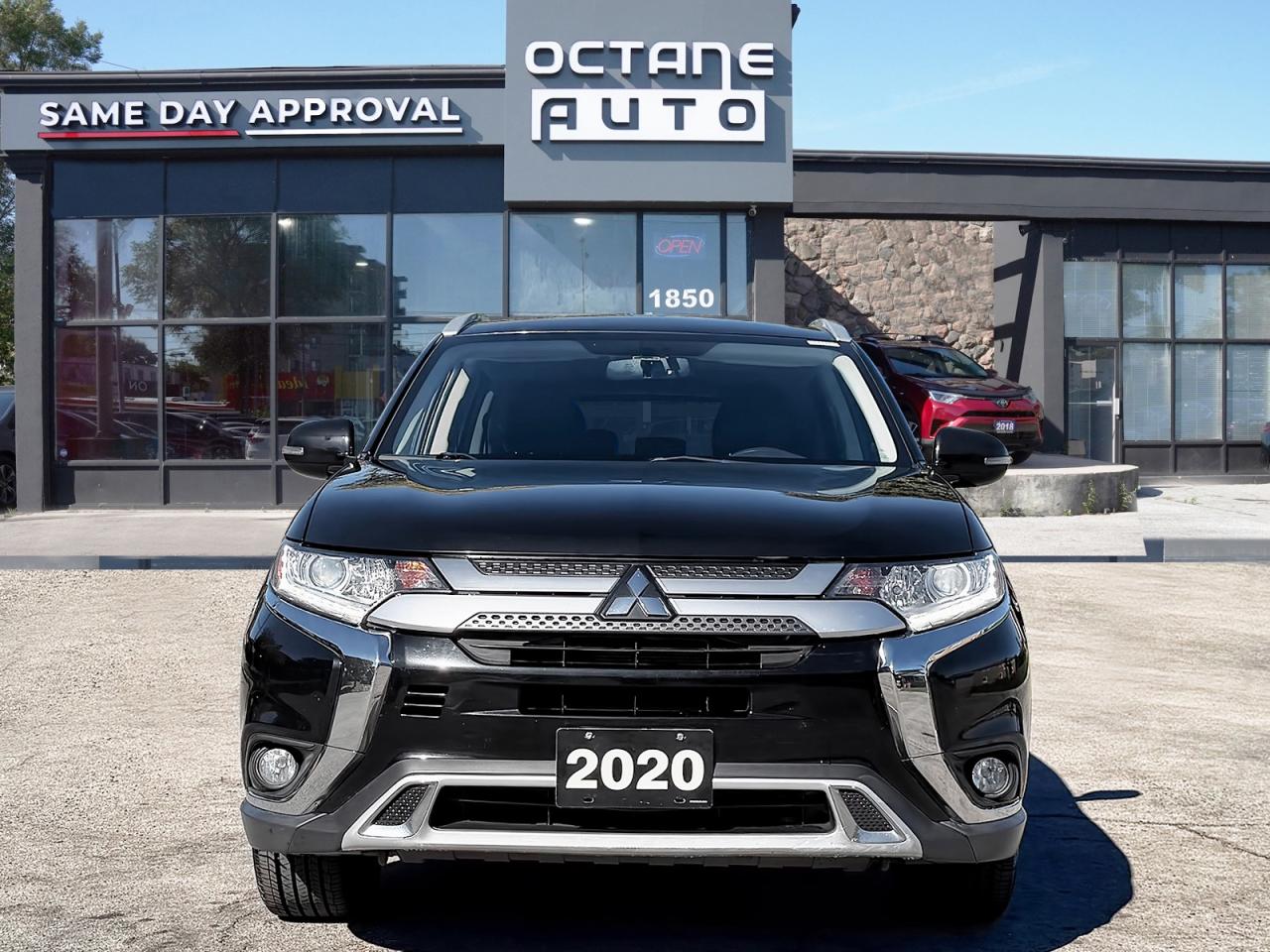 2020 Mitsubishi Outlander SEL S-AWC - Photo #2