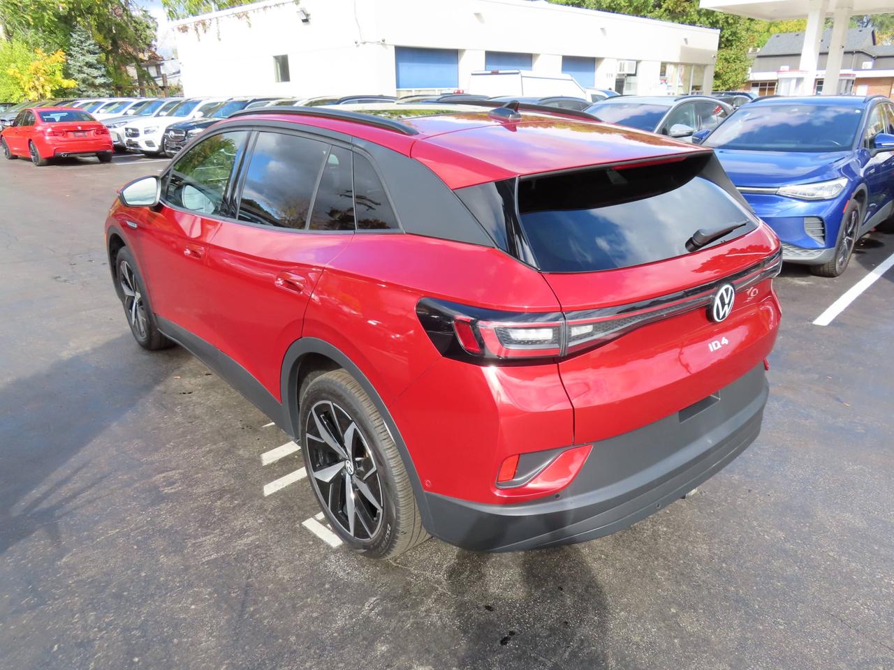 2023 Volkswagen ID.4 Pro AWD w/SK On Battery - Blind Spot Monitor !!! Photo