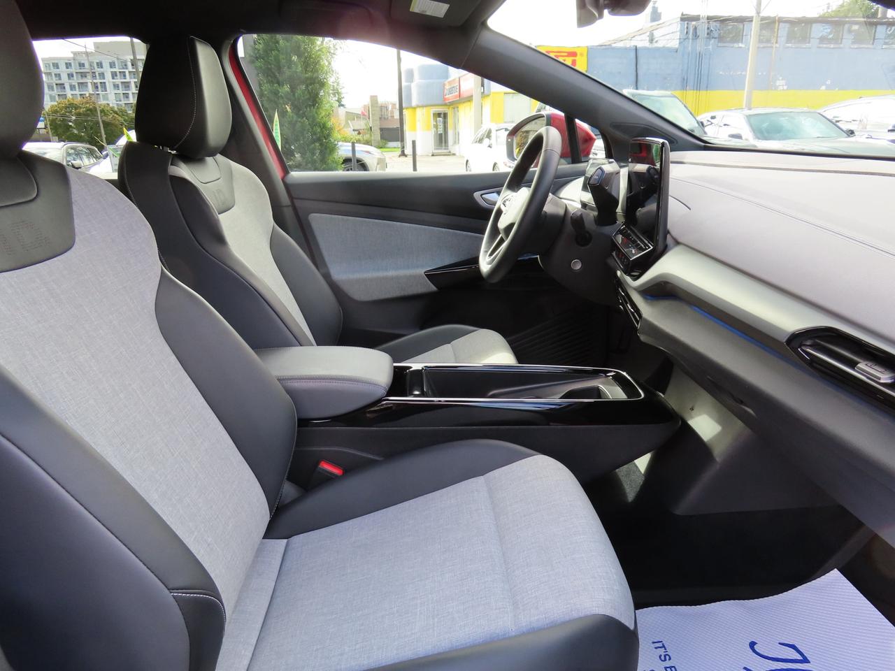 2023 Volkswagen ID.4 Pro AWD w/SK On Battery - Blind Spot Monitor !!! Photo