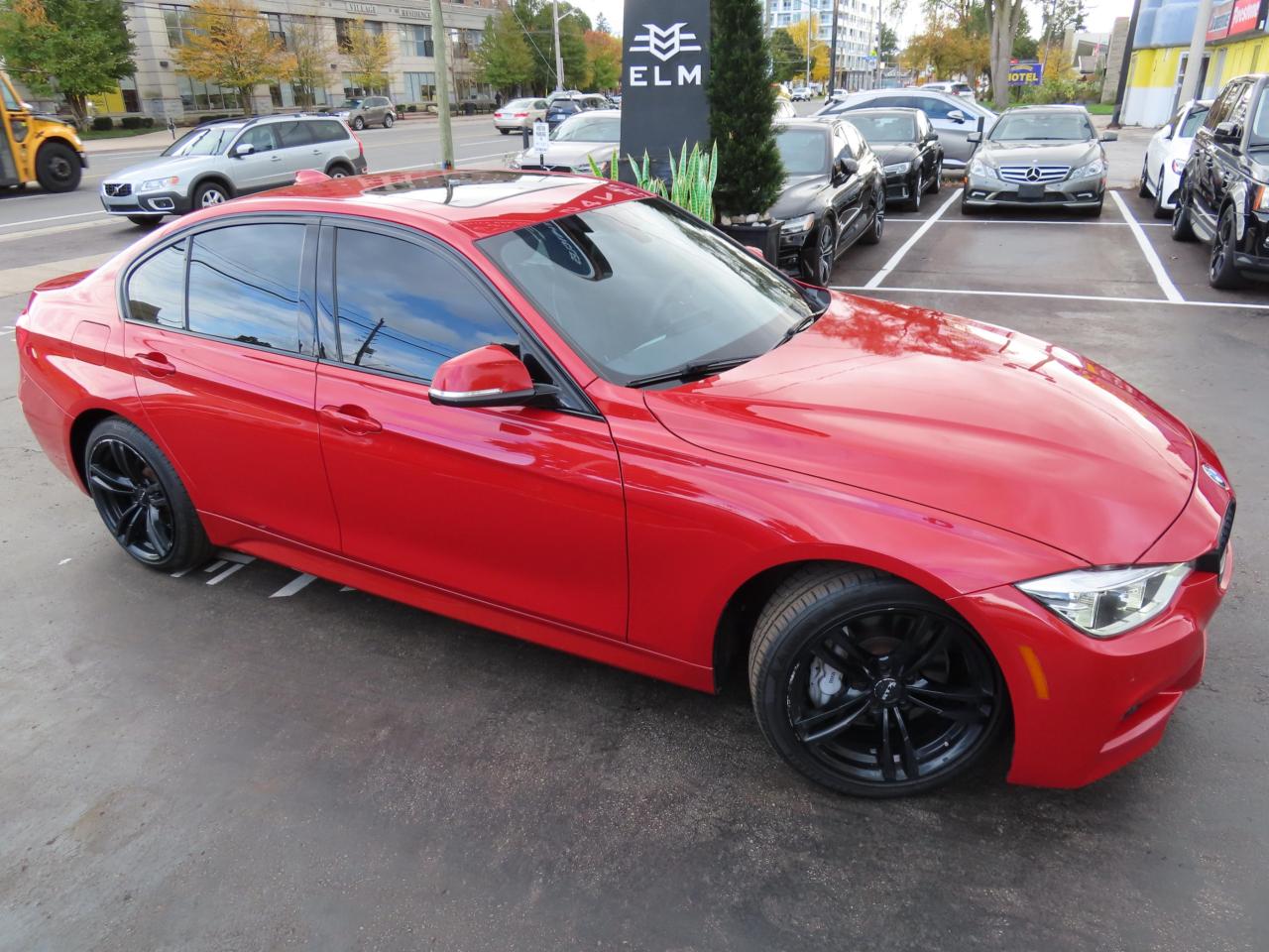 2016 BMW 3 Series 328i XDRIVE - M-SPORT PKG - LEATHER - SUNROOF !!! Photo