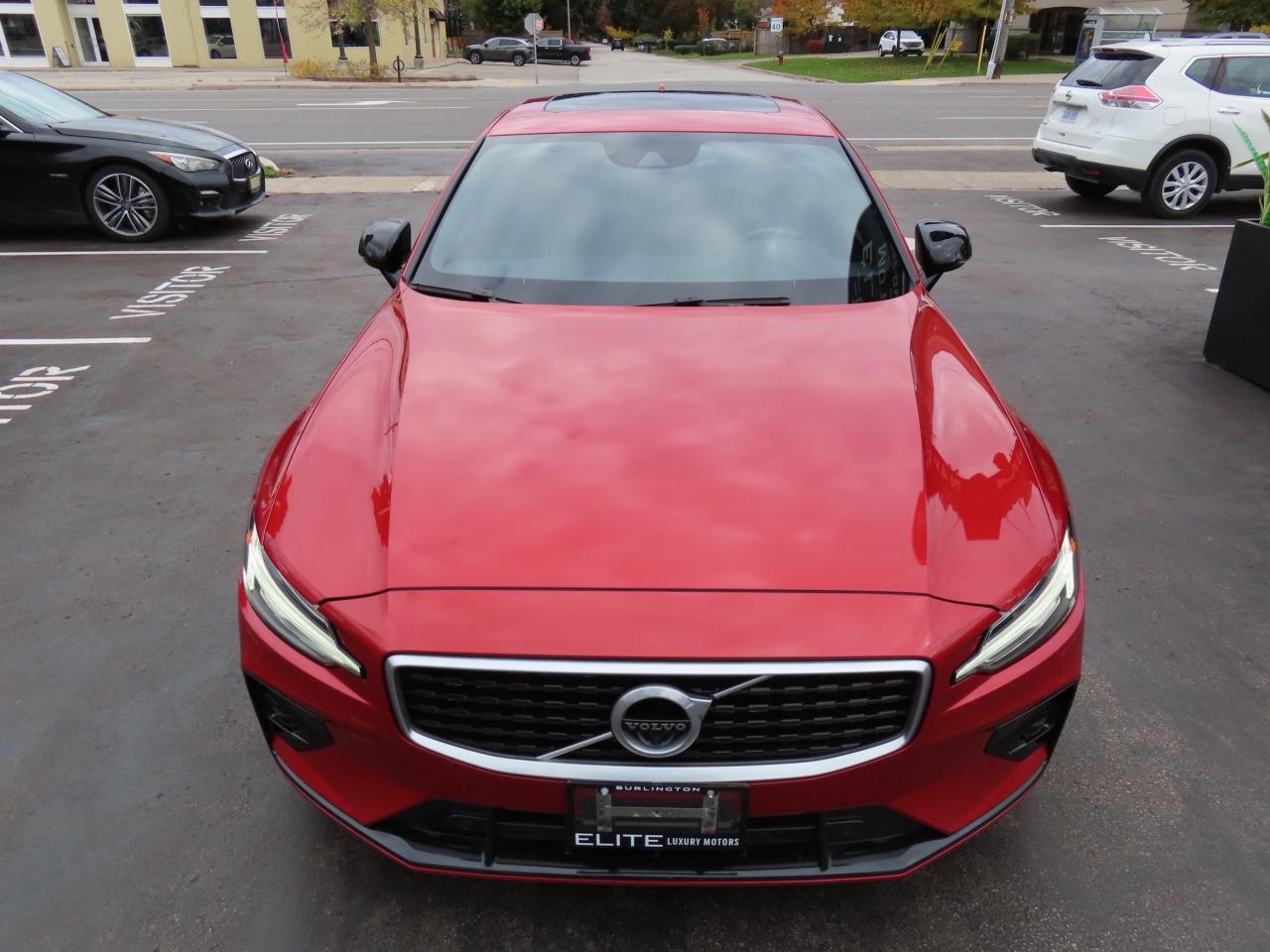 2019 Volvo S60 T6 AWD R-DESIGN - NAVI - LEATHER - SUNROOF !!! Photo