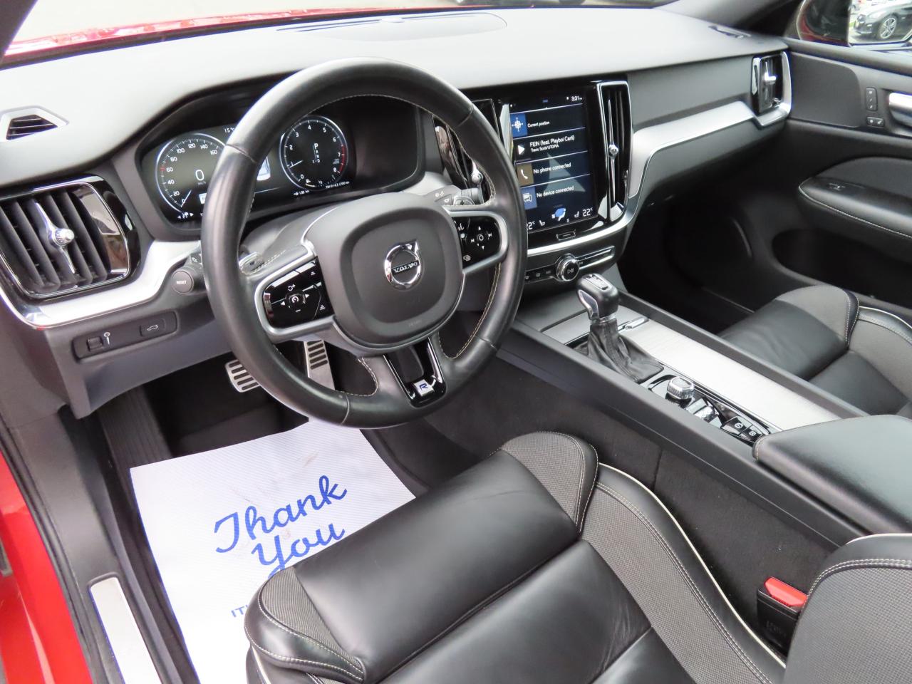 2019 Volvo S60 T6 AWD R-DESIGN - NAVI - LEATHER - SUNROOF !!! Photo