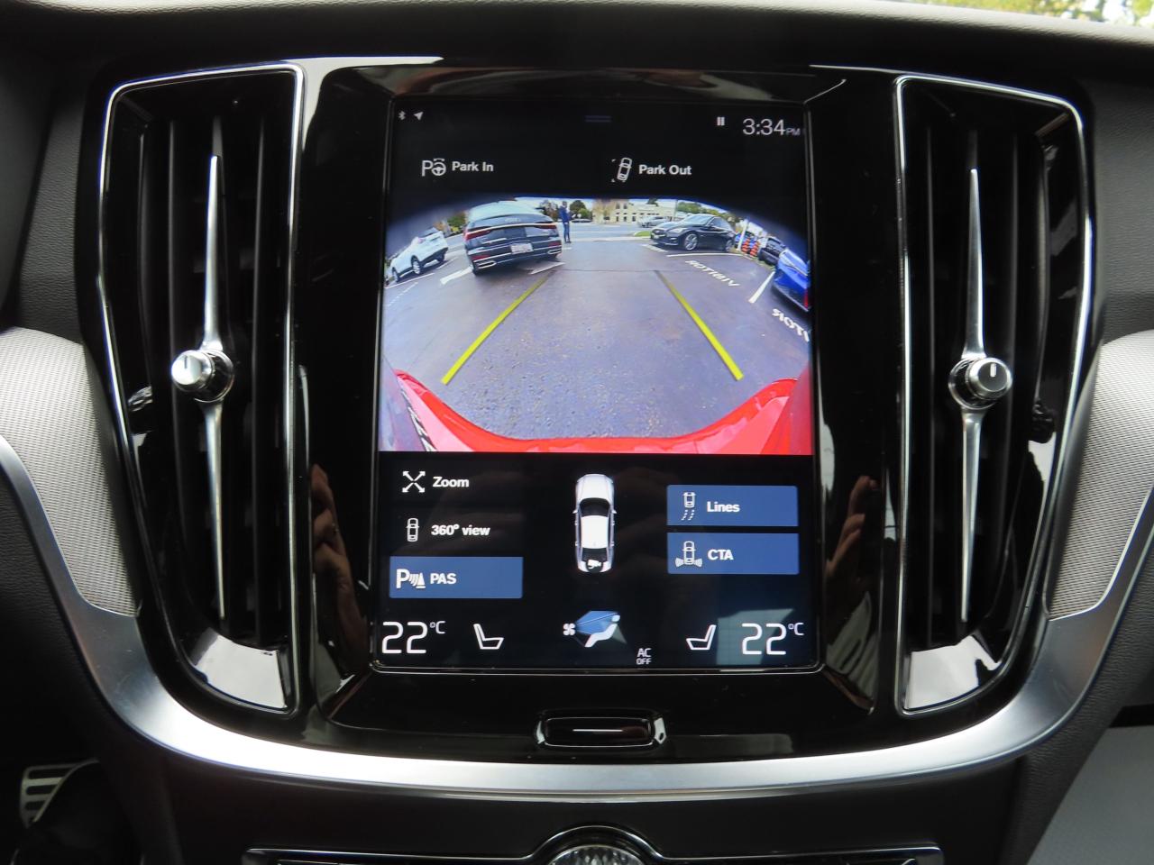 2019 Volvo S60 T6 AWD R-DESIGN - NAVI - LEATHER - SUNROOF !!! Photo