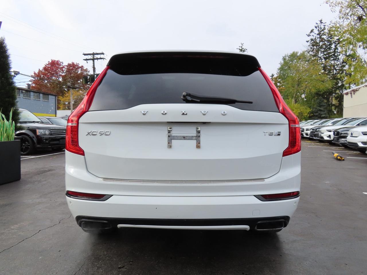 2016 Volvo XC90 T8 R-DESIGN HYBRID AWD - LEATHER - SUNROOF !!! Photo
