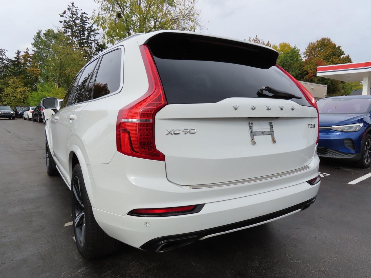 2016 Volvo XC90 T8 R-DESIGN HYBRID AWD - LEATHER - SUNROOF !!! Photo