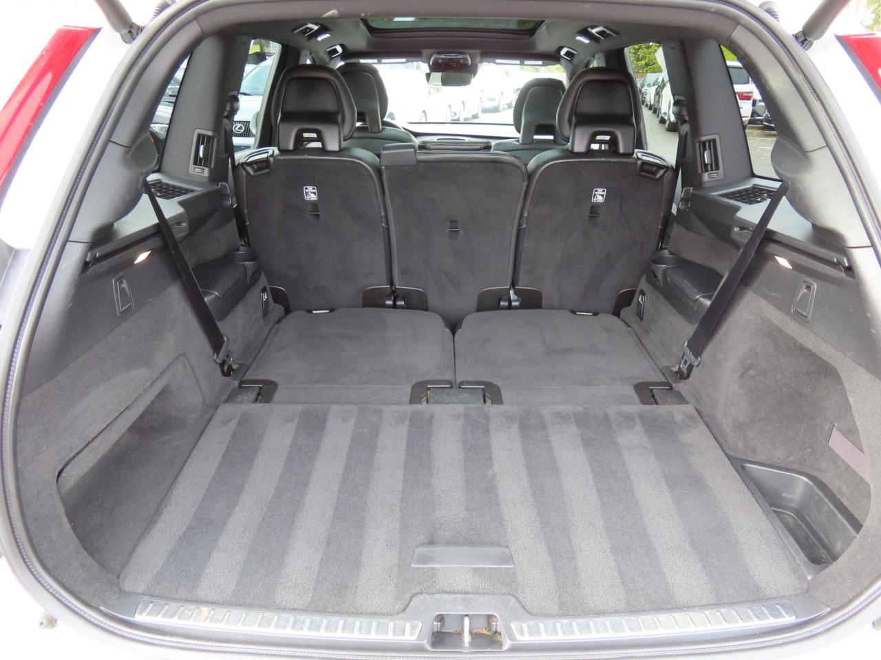 2016 Volvo XC90 T8 R-DESIGN HYBRID AWD - LEATHER - SUNROOF !!! Photo