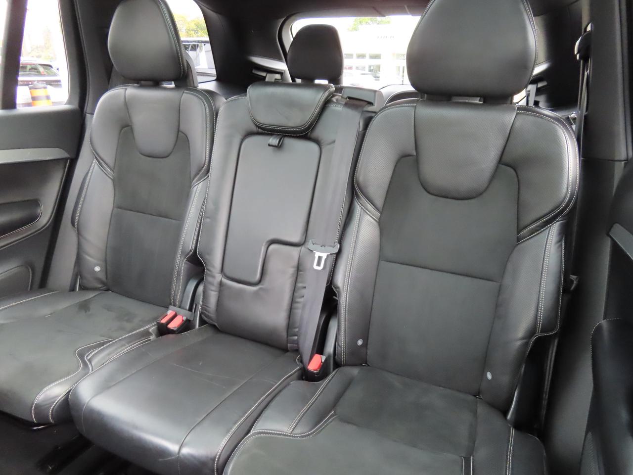 2016 Volvo XC90 T8 R-DESIGN HYBRID AWD - LEATHER - SUNROOF !!! Photo