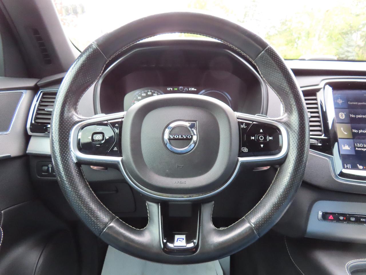 2016 Volvo XC90 T8 R-DESIGN HYBRID AWD - LEATHER - SUNROOF !!! Photo