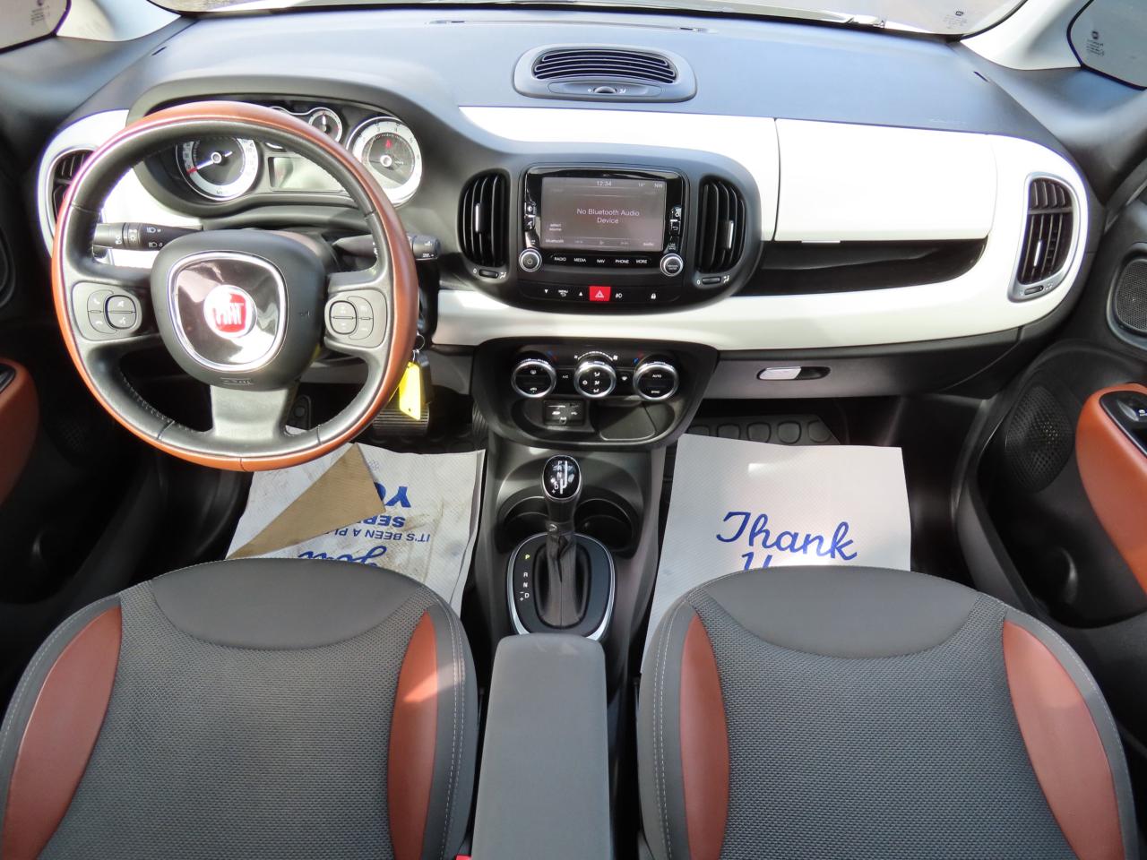 2014 Fiat 500 L Trekking - Panoramic Roof - Heated Seats !!! Photo