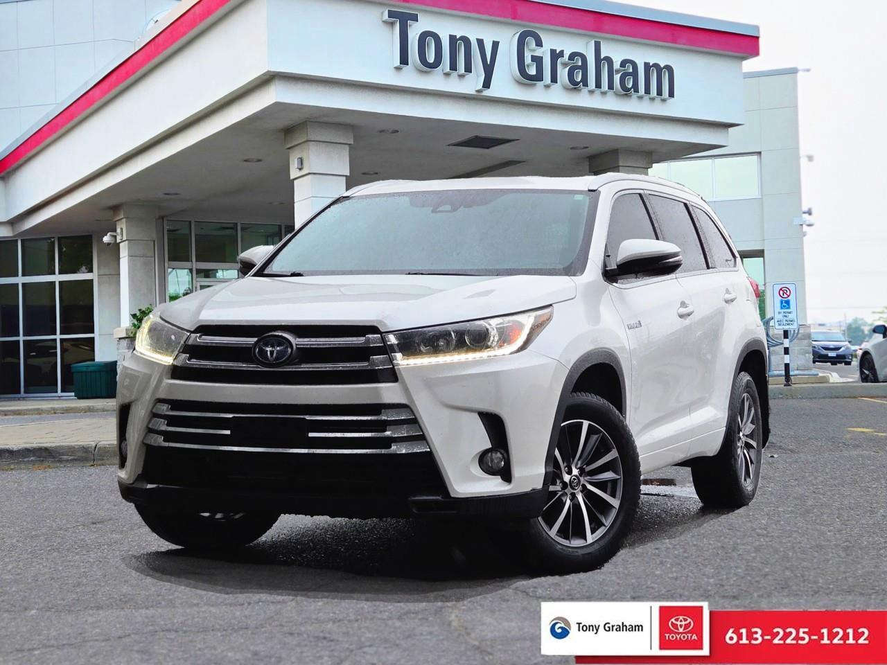 Used 2017 Toyota Highlander HYBRID XLE for sale in Ottawa, ON