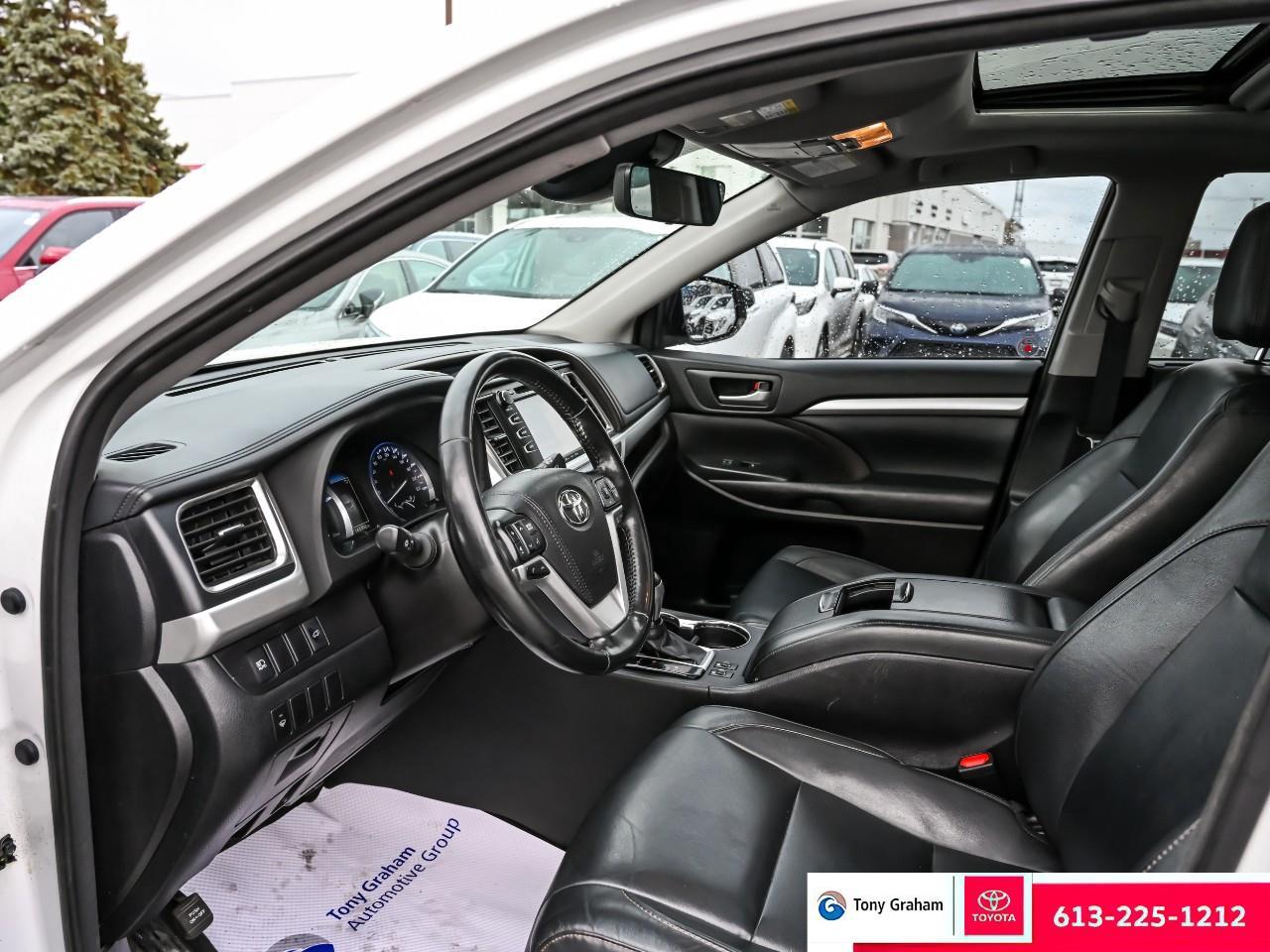 2017 Toyota Highlander HYBRID XLE Photo