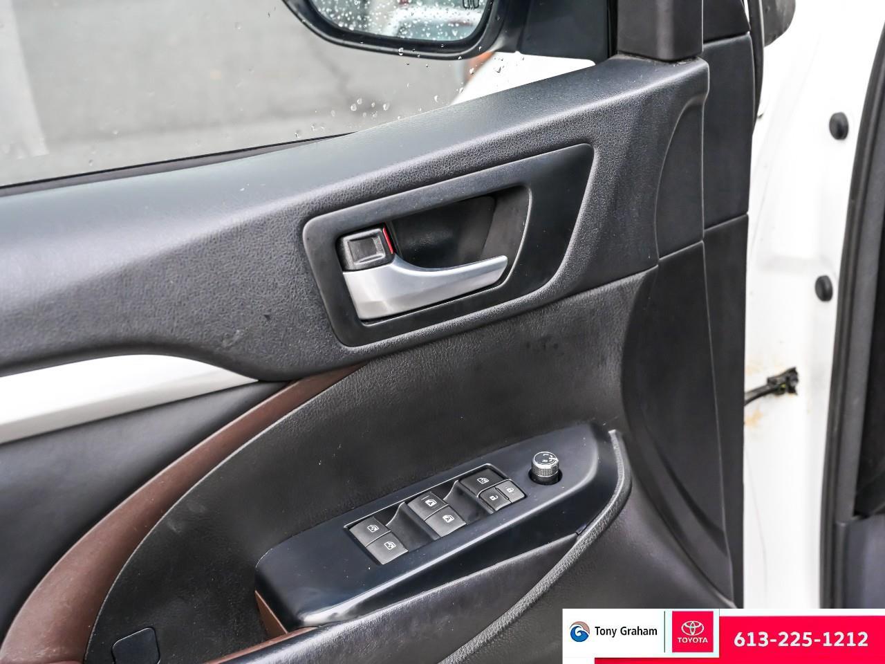 2017 Toyota Highlander HYBRID XLE Photo