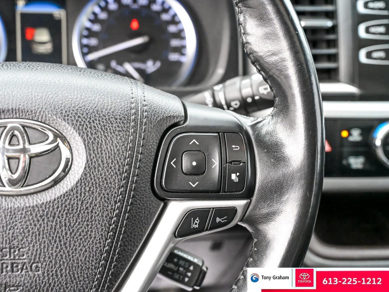 2017 Toyota Highlander HYBRID XLE Photo