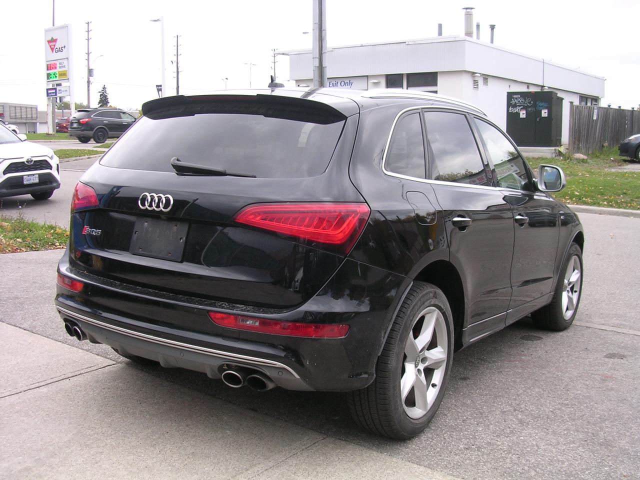 2016 Audi SQ5 quattro 4dr 3.0T Progressiv - Photo #3