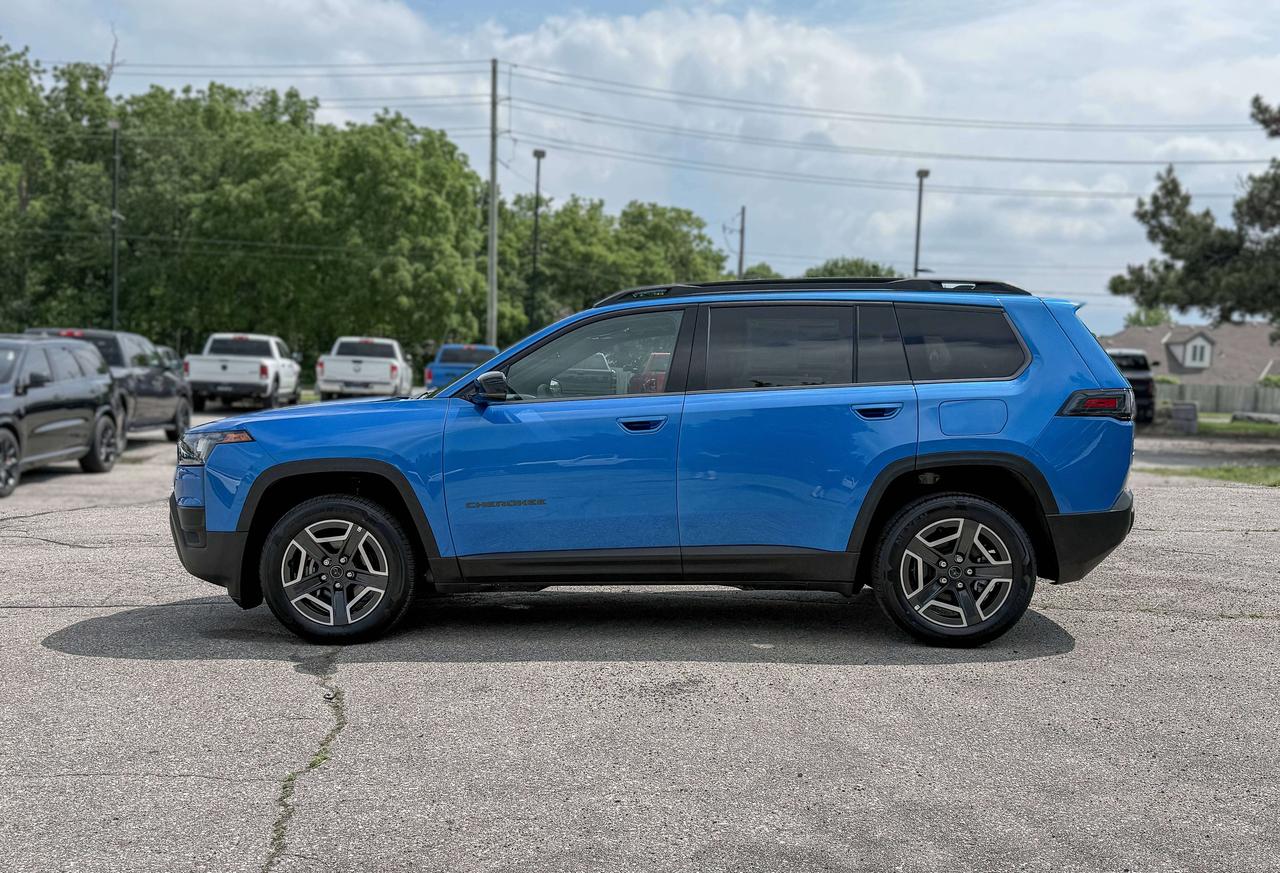 2026 Jeep Cherokee Limited 4X4 Photo