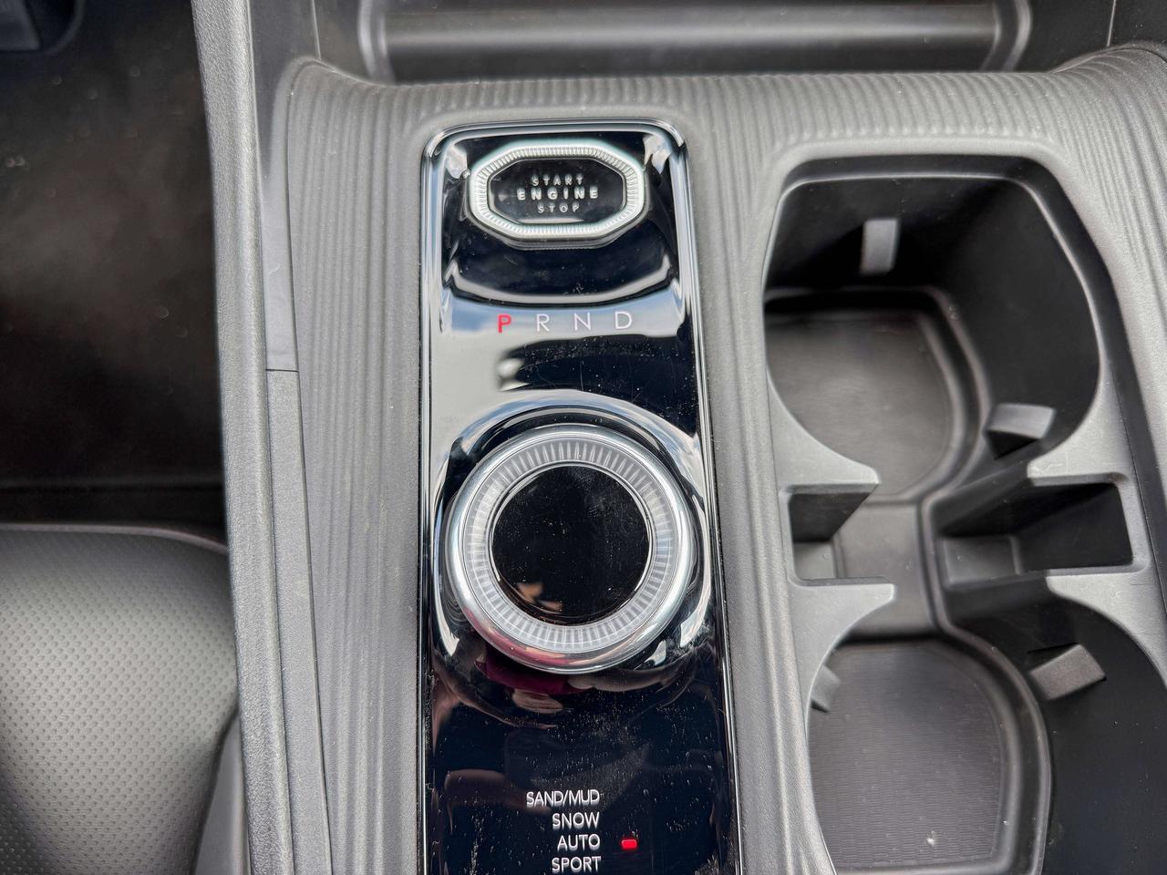 2026 Jeep Cherokee Limited 4X4 Photo