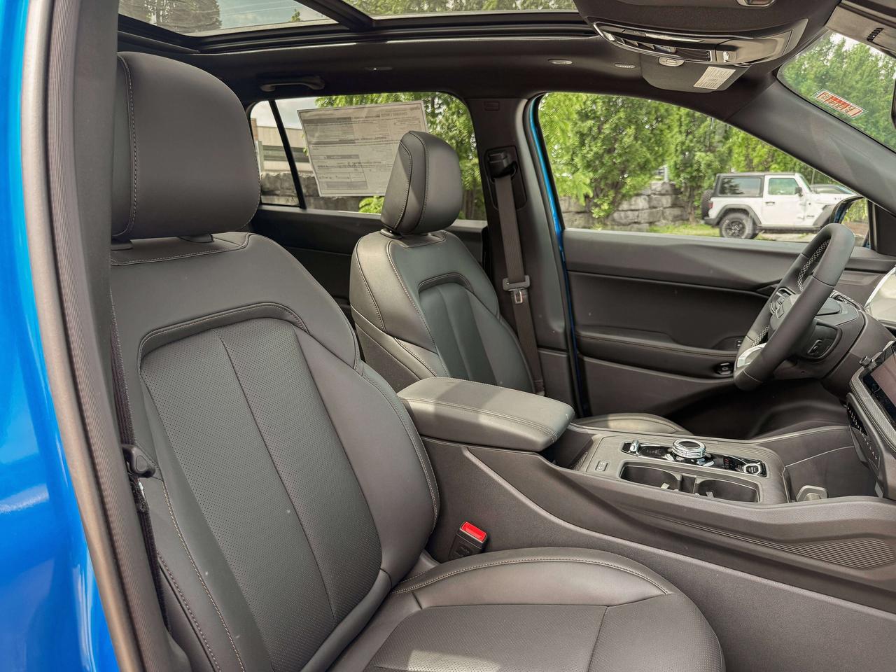 2026 Jeep Cherokee Limited 4X4 Photo