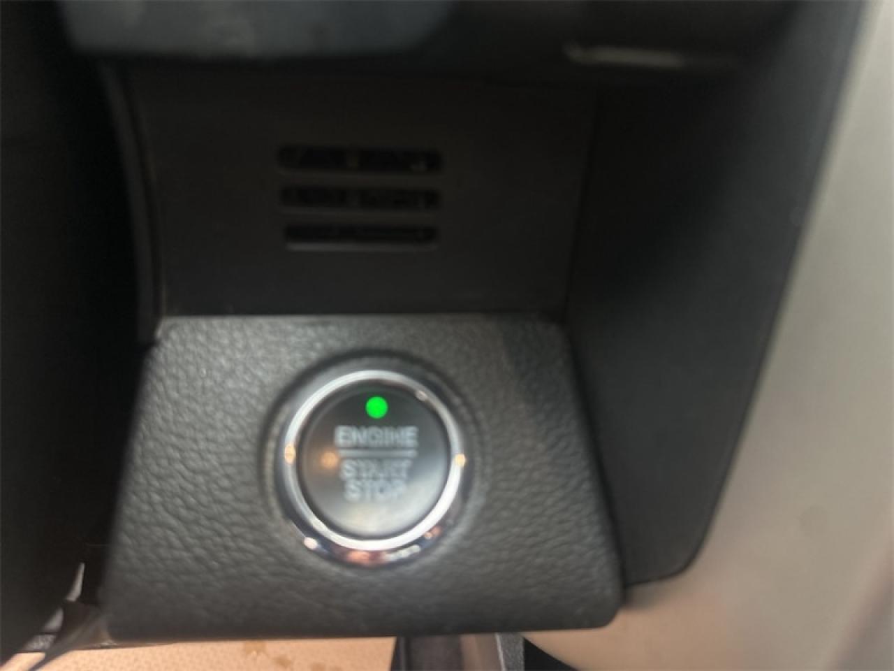 2020 Ford F-150 Lariat  - Leather Seats - Navigation Photo5