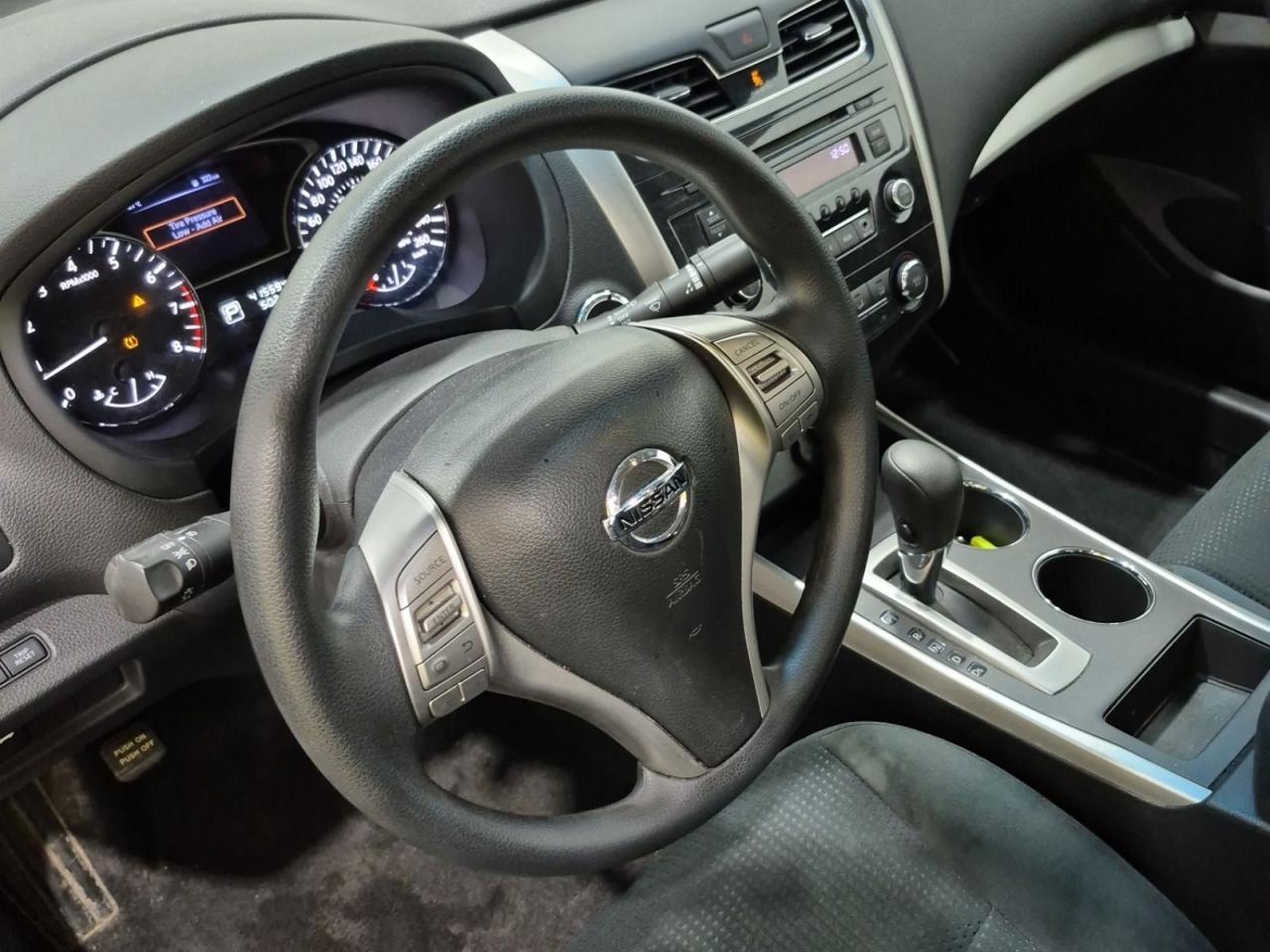 2015 Nissan Altima 2.5 S ONLY 41600KMS Photo4