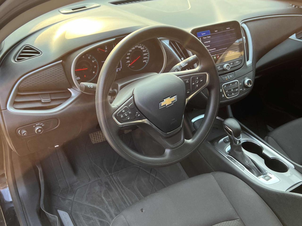 2024 Chevrolet Malibu 1LT Photo