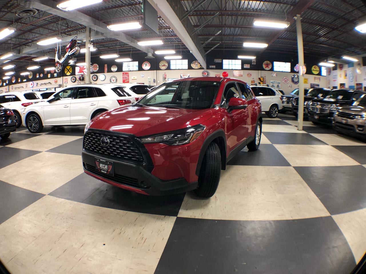 2023 Toyota Corolla Cross LE AWD AUTO  L/ASSIST B/SPOT P/START BACKUP CAMERA Photo2