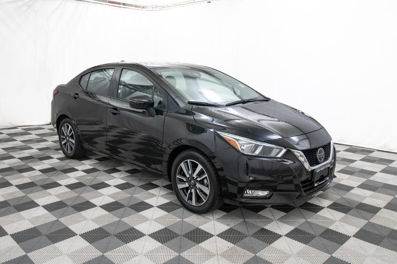 2021 Nissan Versa SV Photo4