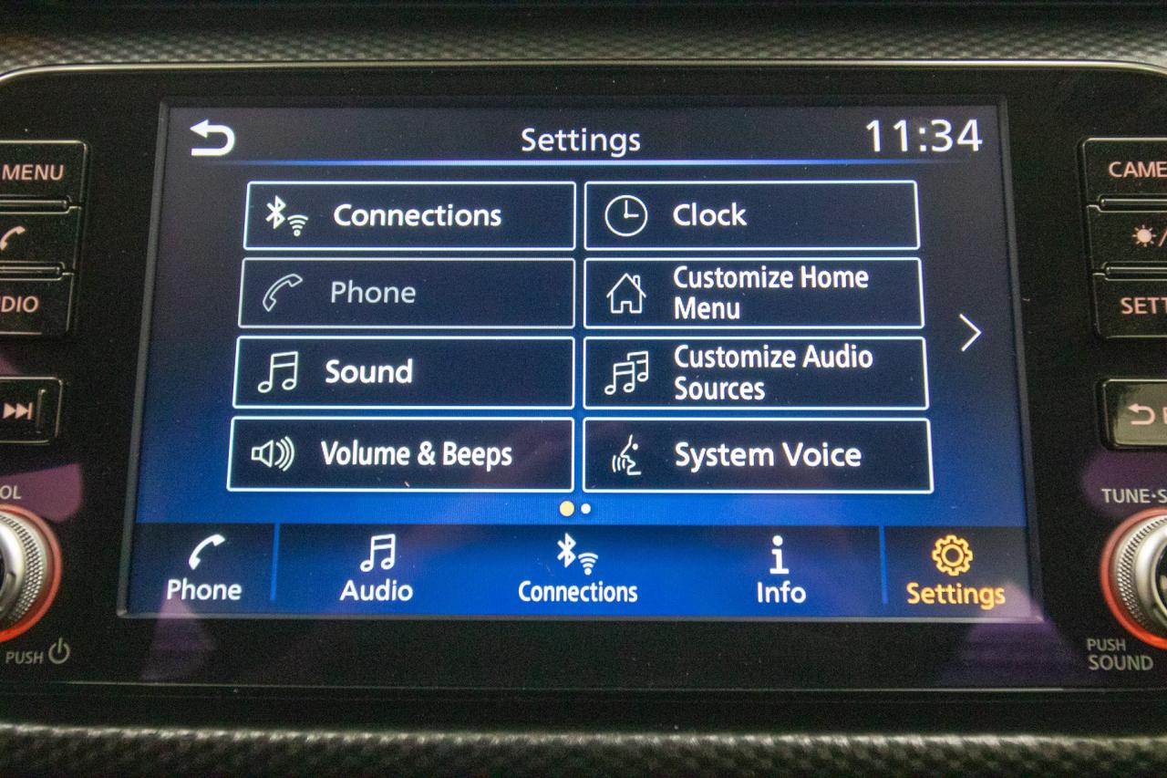 2024 Nissan Kicks SV Photo5