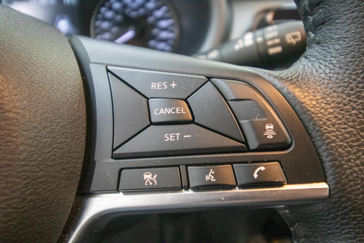 2024 Nissan Kicks SV Photo5