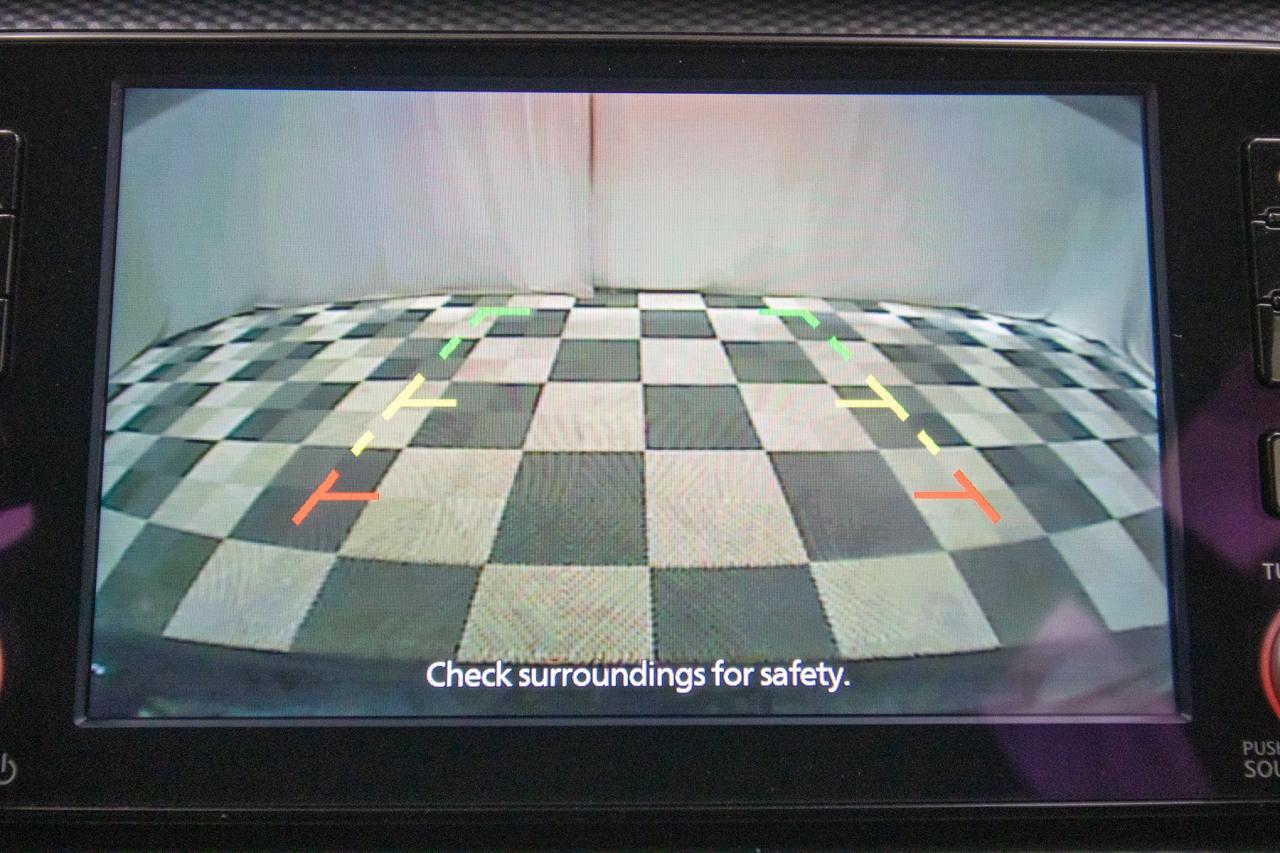 2024 Nissan Kicks SV Photo5