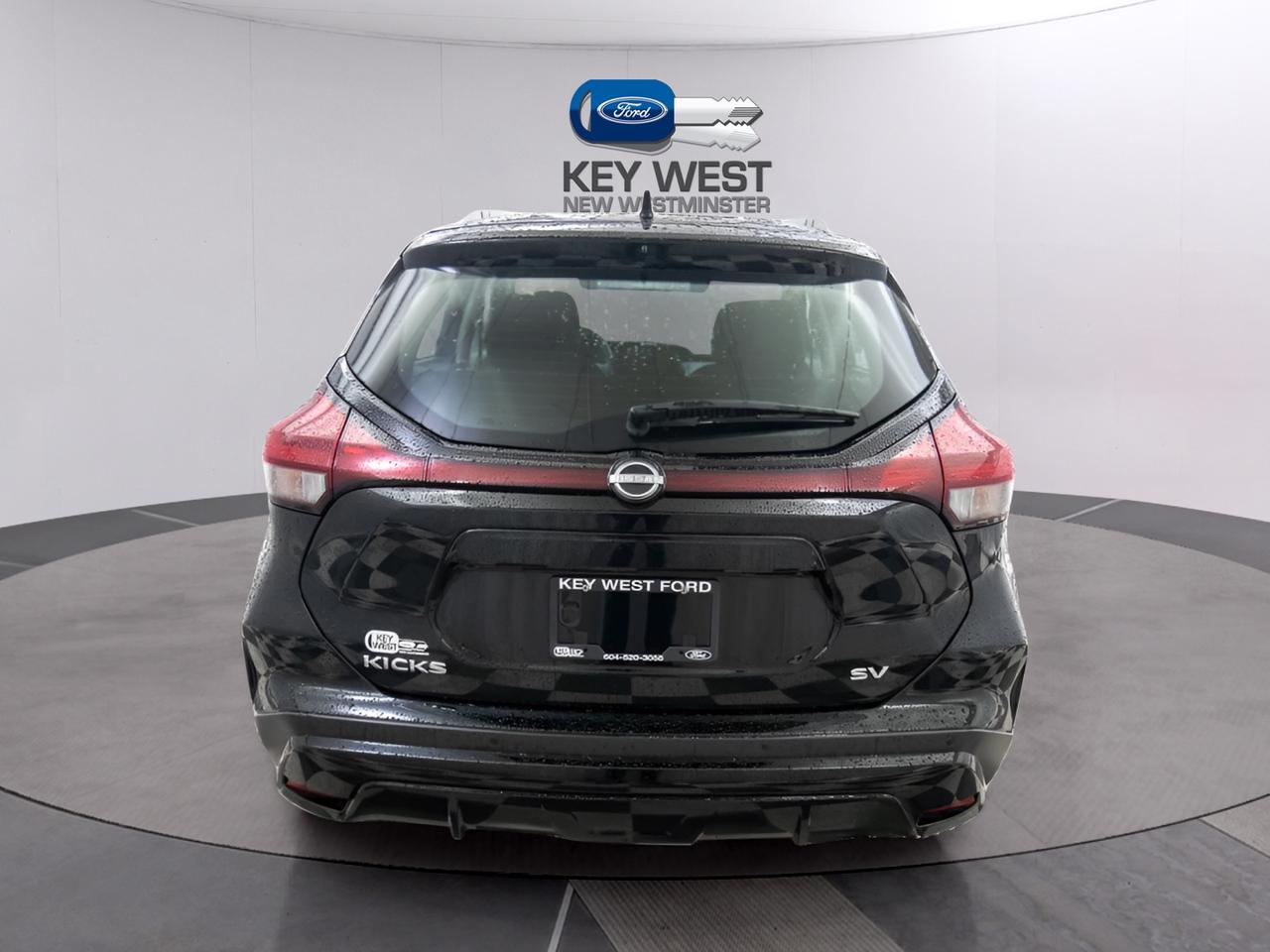 2024 Nissan Kicks SV Photo3