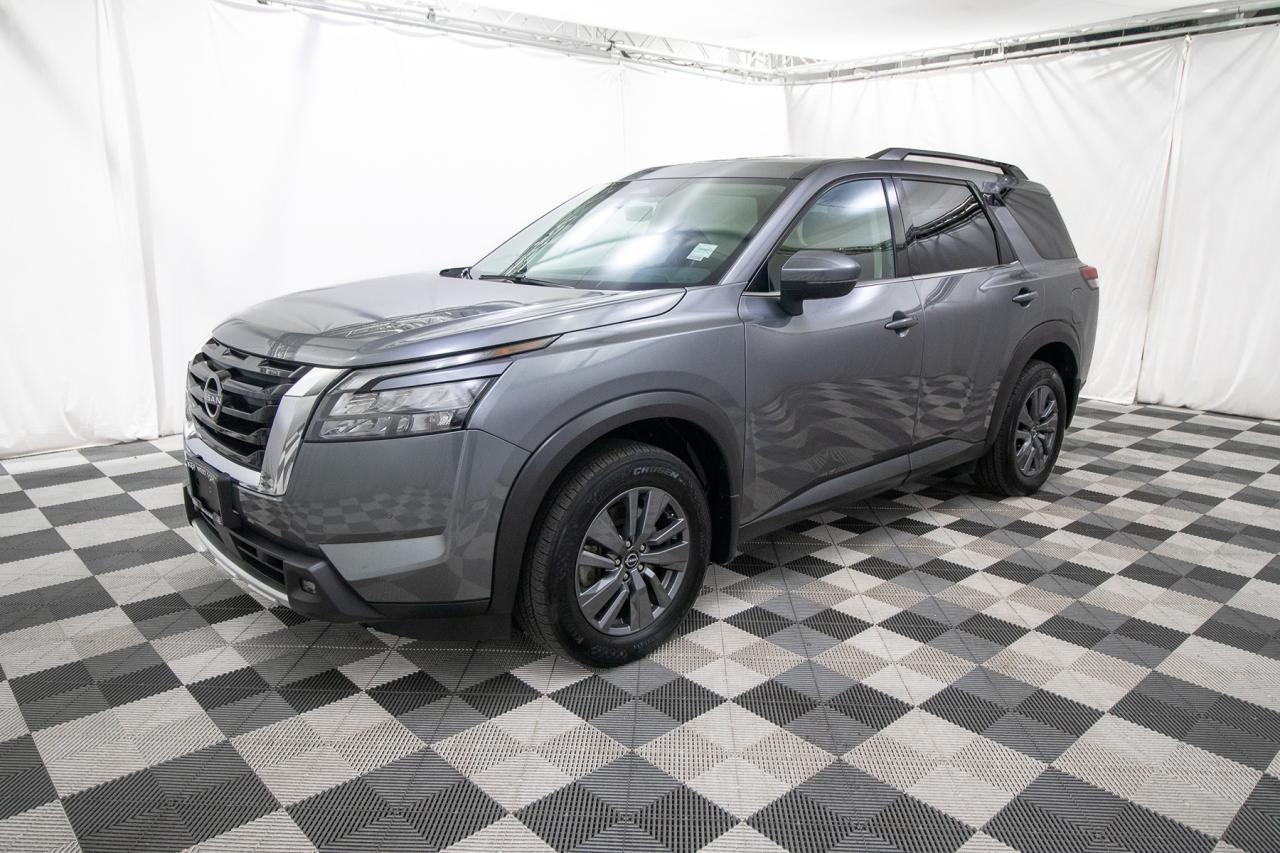 2024 Nissan Pathfinder SV 4WD Photo