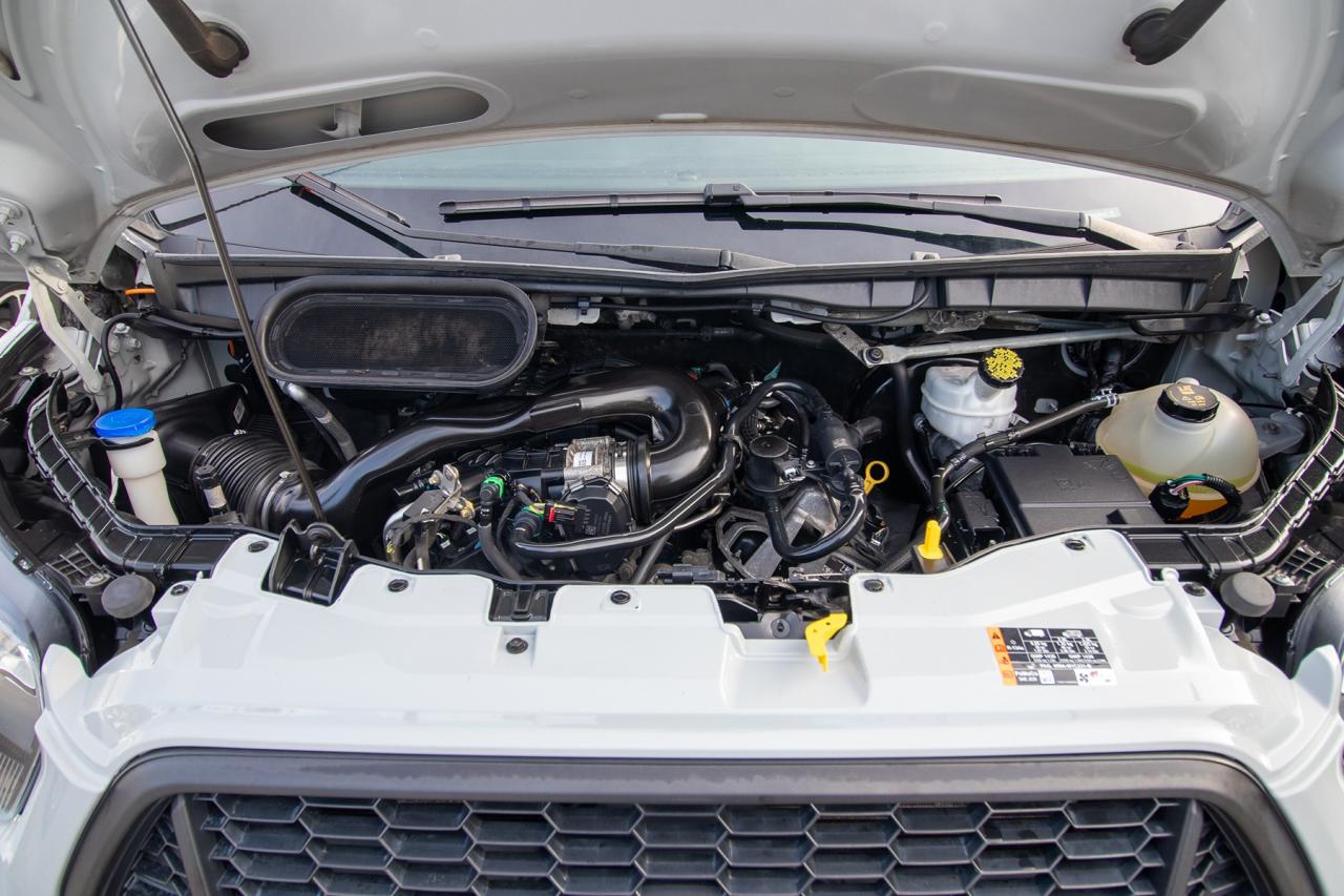 2021 Ford Transit T-250 148" MED RF 9070 GVWR RWD Photo5